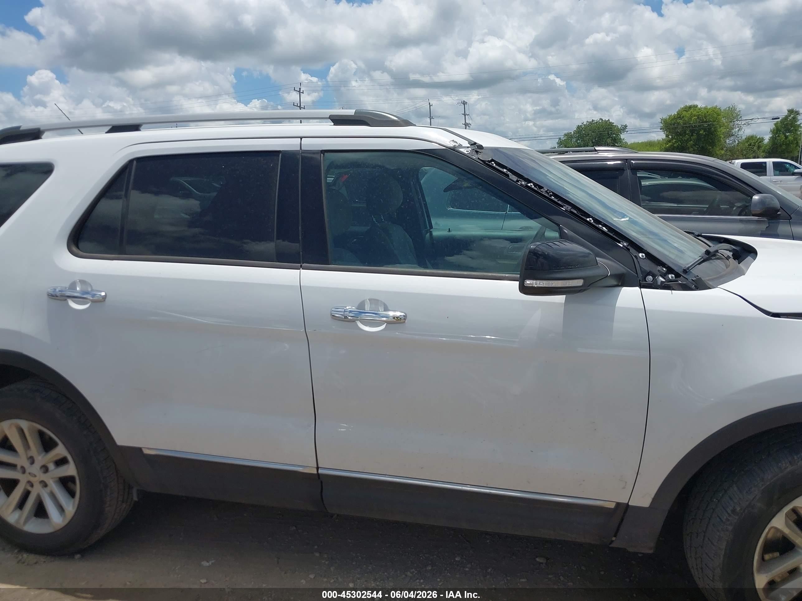 2015 Ford Explorer Xlt White vin: 1FM5K7D84FGC28071