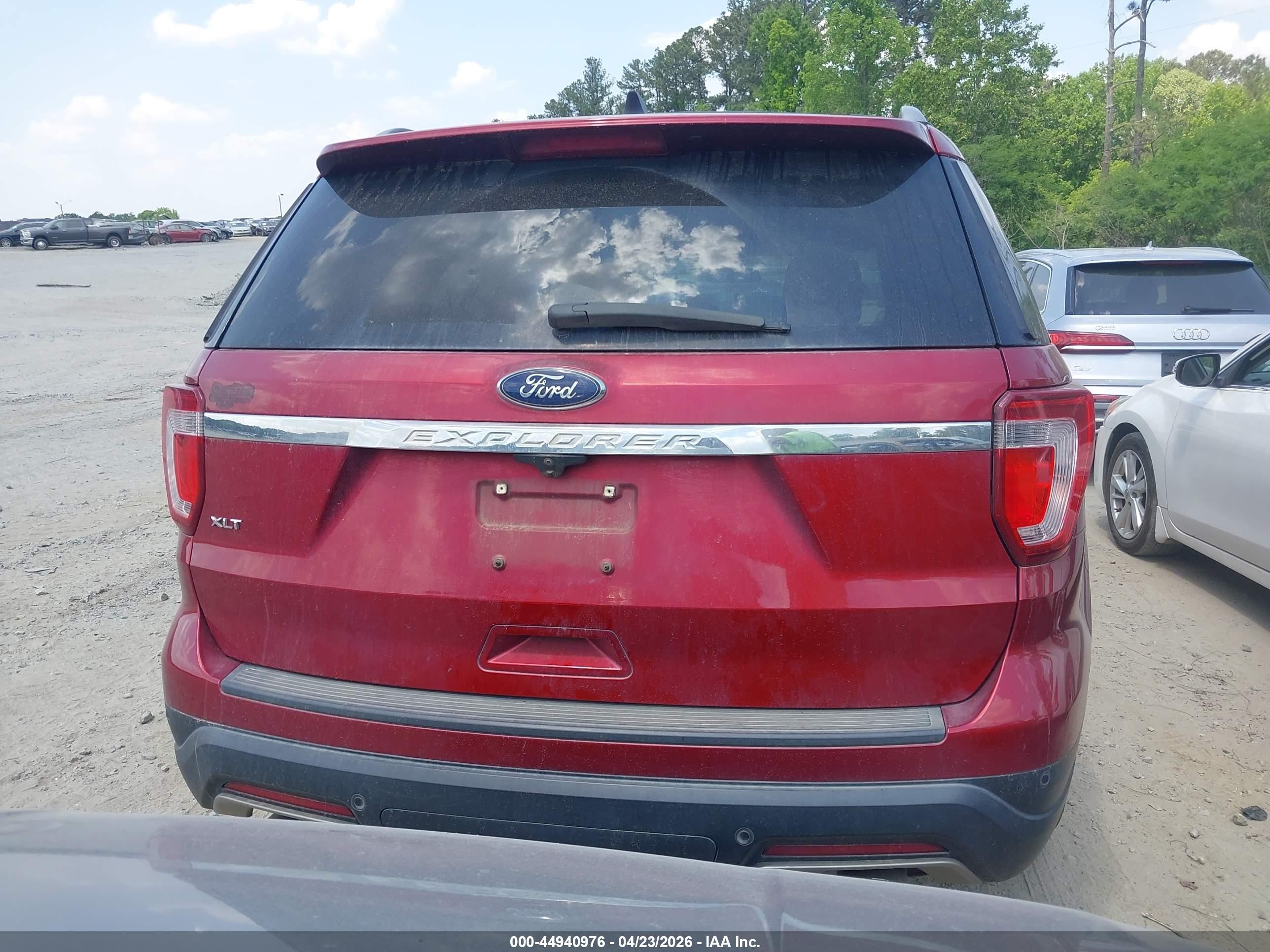 2018 Ford Explorer Xlt Red vin: 1FM5K7D84JGC02739