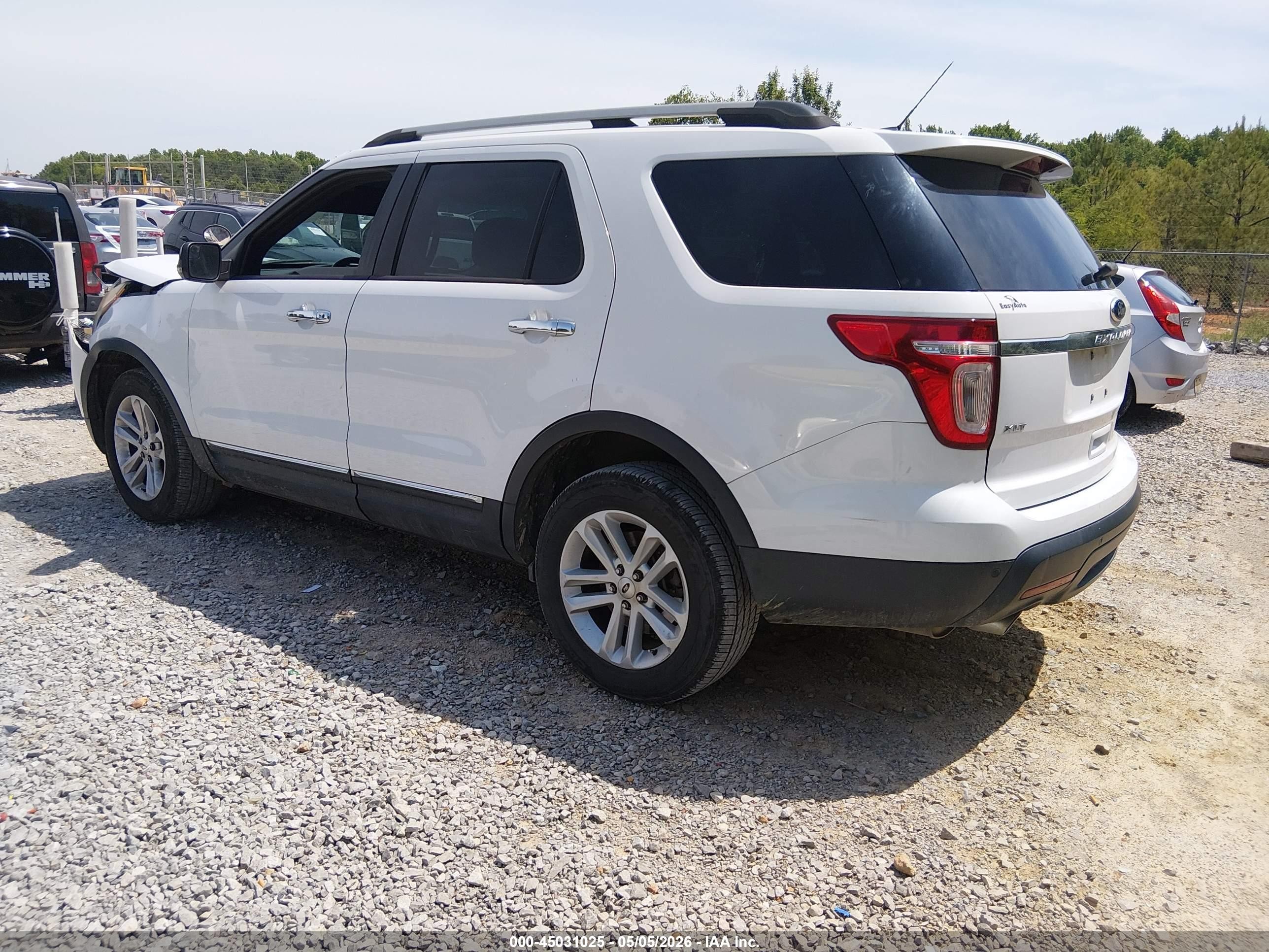 2013 Ford Explorer Xlt White vin: 1FM5K7D85DGA18298