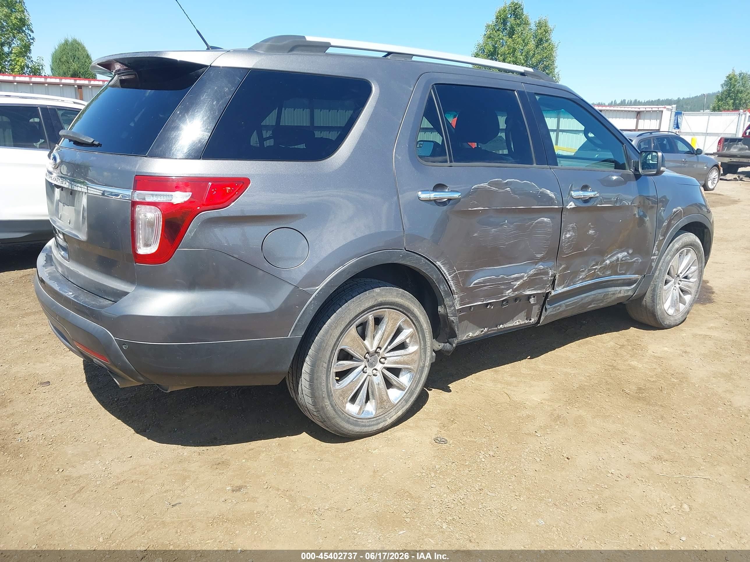 2013 Ford Explorer Xlt Gray vin: 1FM5K7D85DGA51317