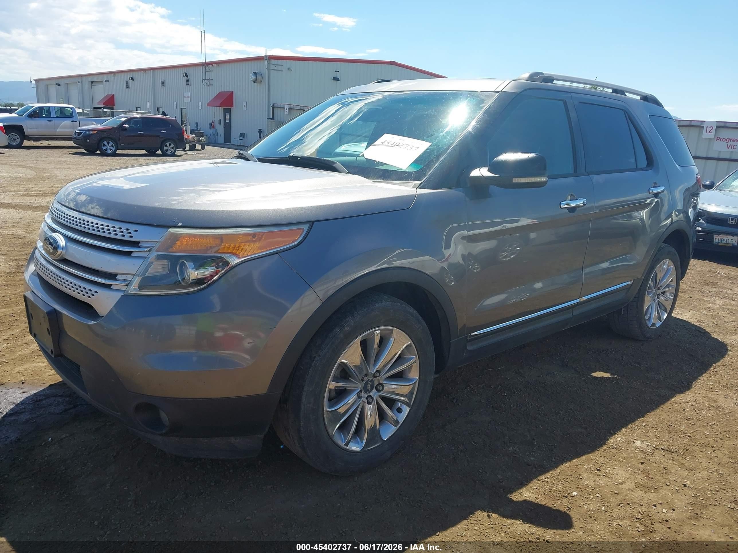 2013 Ford Explorer Xlt Gray vin: 1FM5K7D85DGA51317