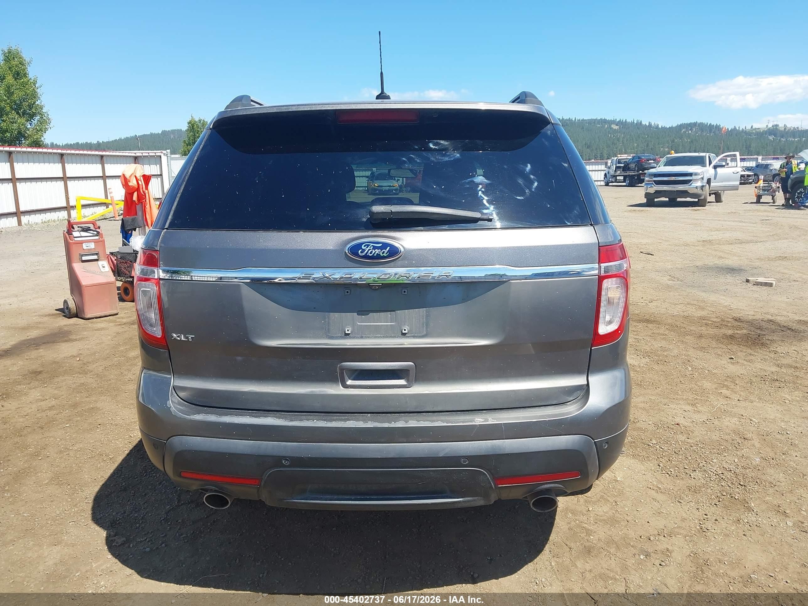 2013 Ford Explorer Xlt Gray vin: 1FM5K7D85DGA51317
