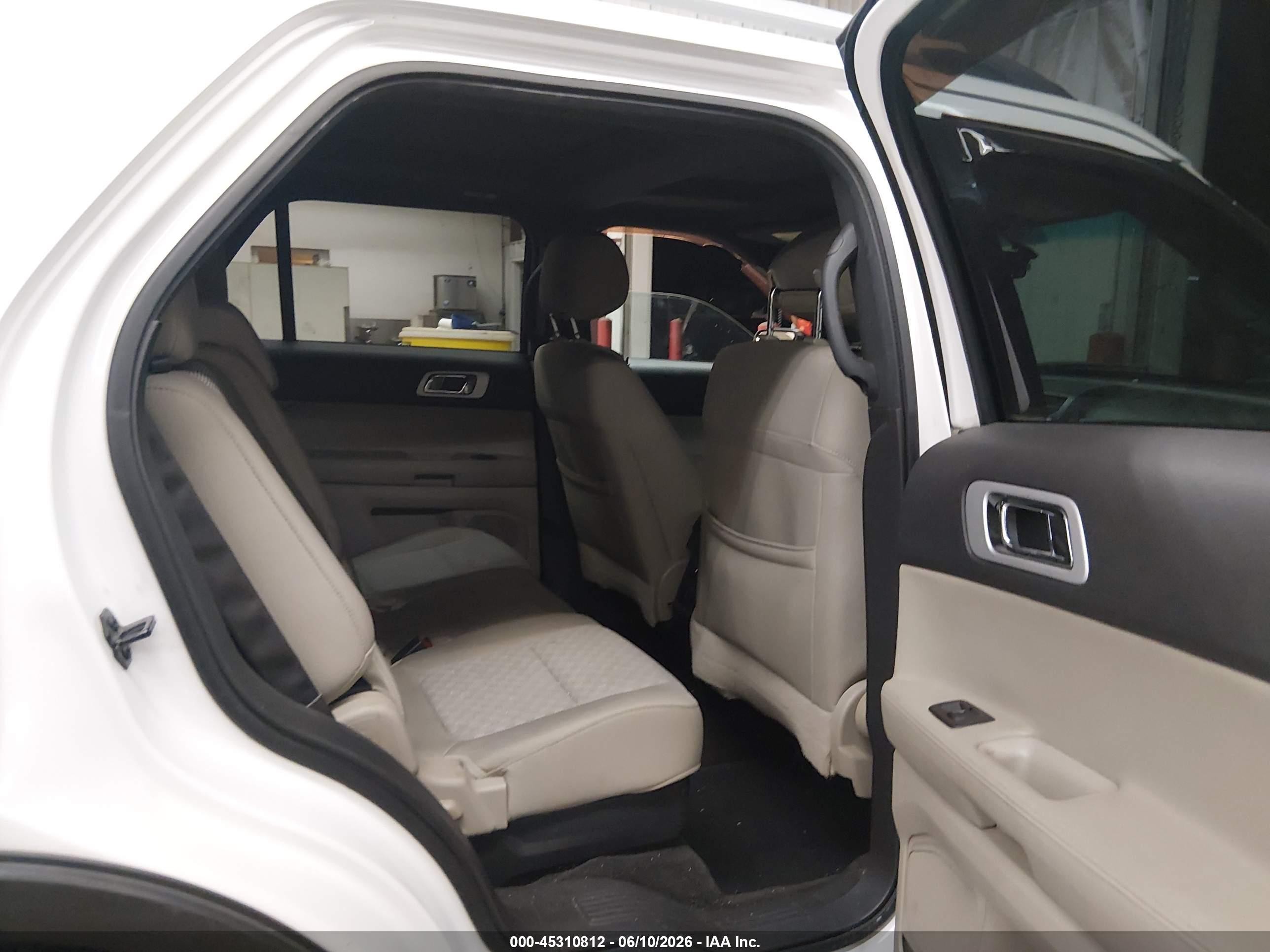 2013 Ford Explorer Xlt Белый vin: 1FM5K7D85DGA80042