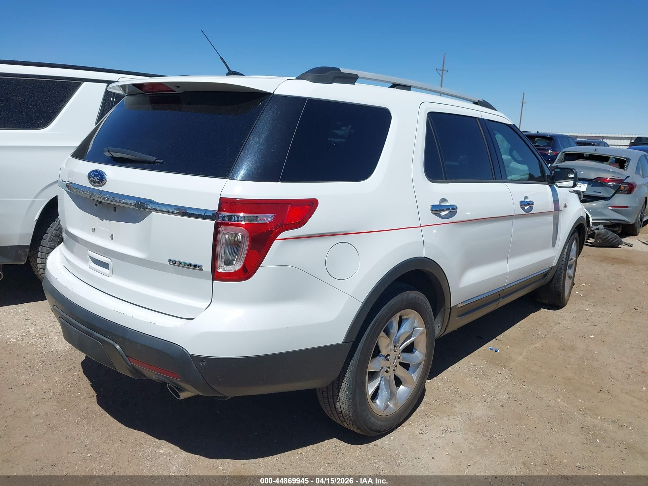 2013 Ford Explorer Xlt White vin: 1FM5K7D85DGA92689