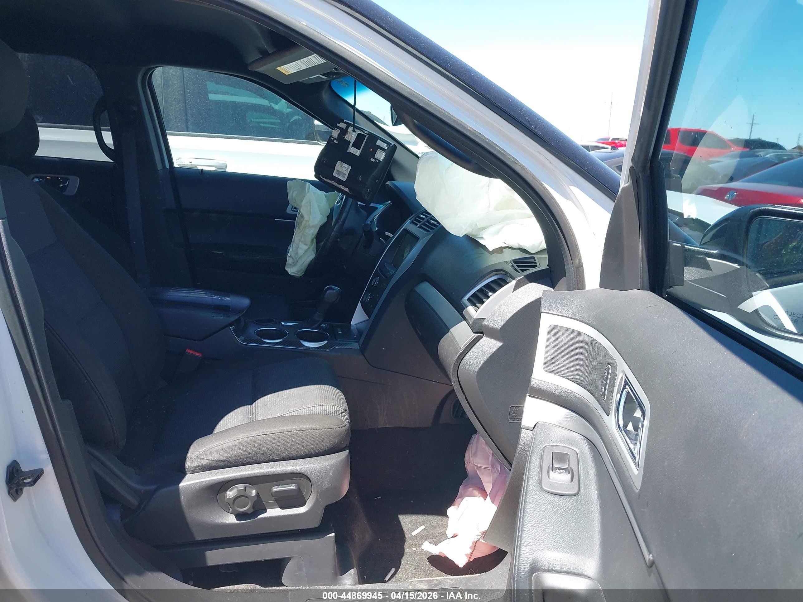 2013 Ford Explorer Xlt White vin: 1FM5K7D85DGA92689