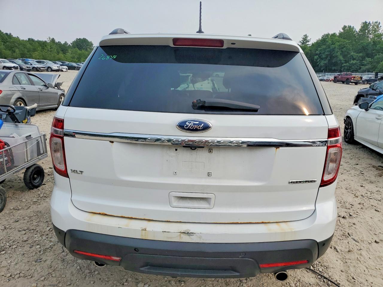 2013 Ford Explorer Xlt White vin: 1FM5K7D85DGC06643