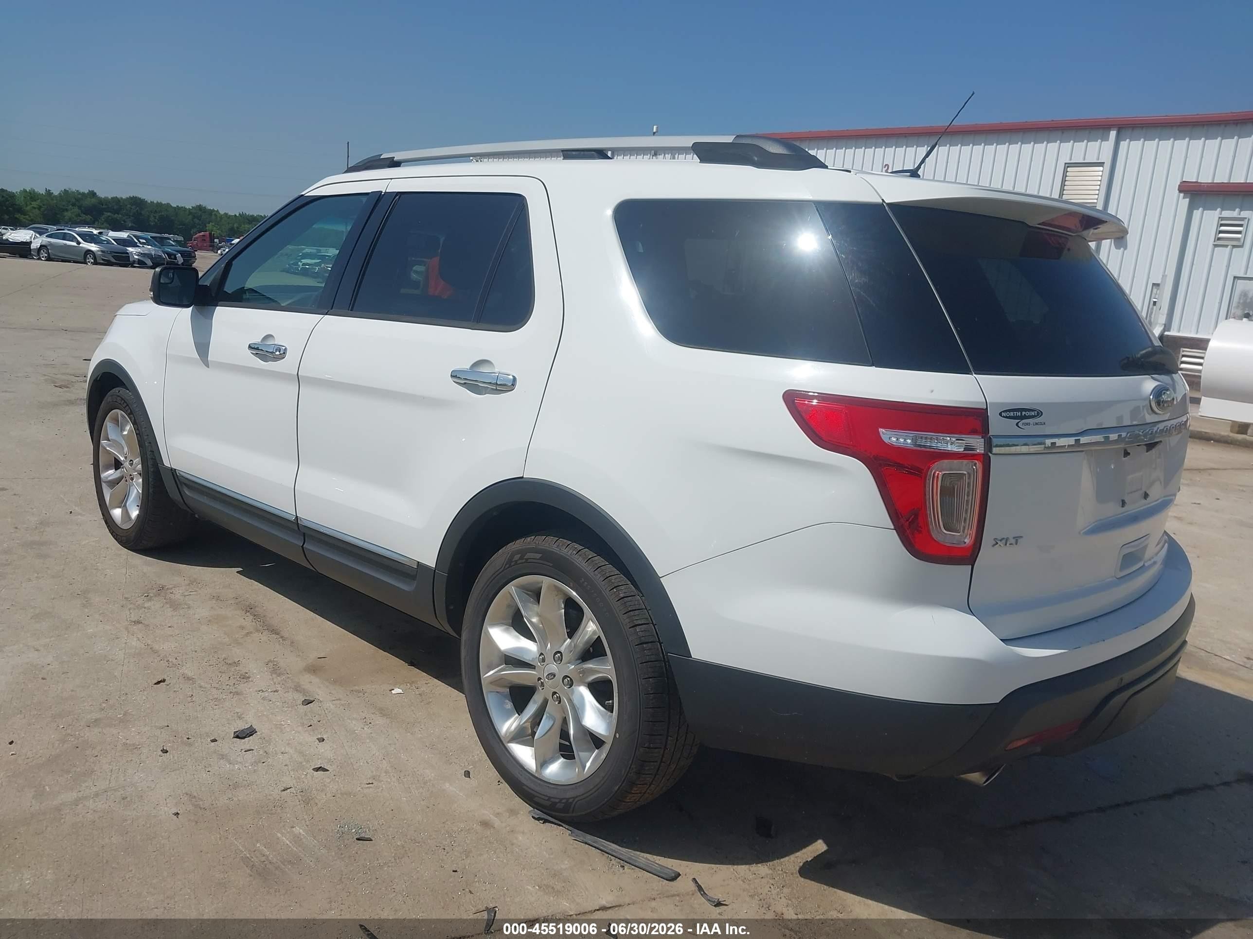 2013 Ford Explorer Xlt White vin: 1FM5K7D85DGC23412