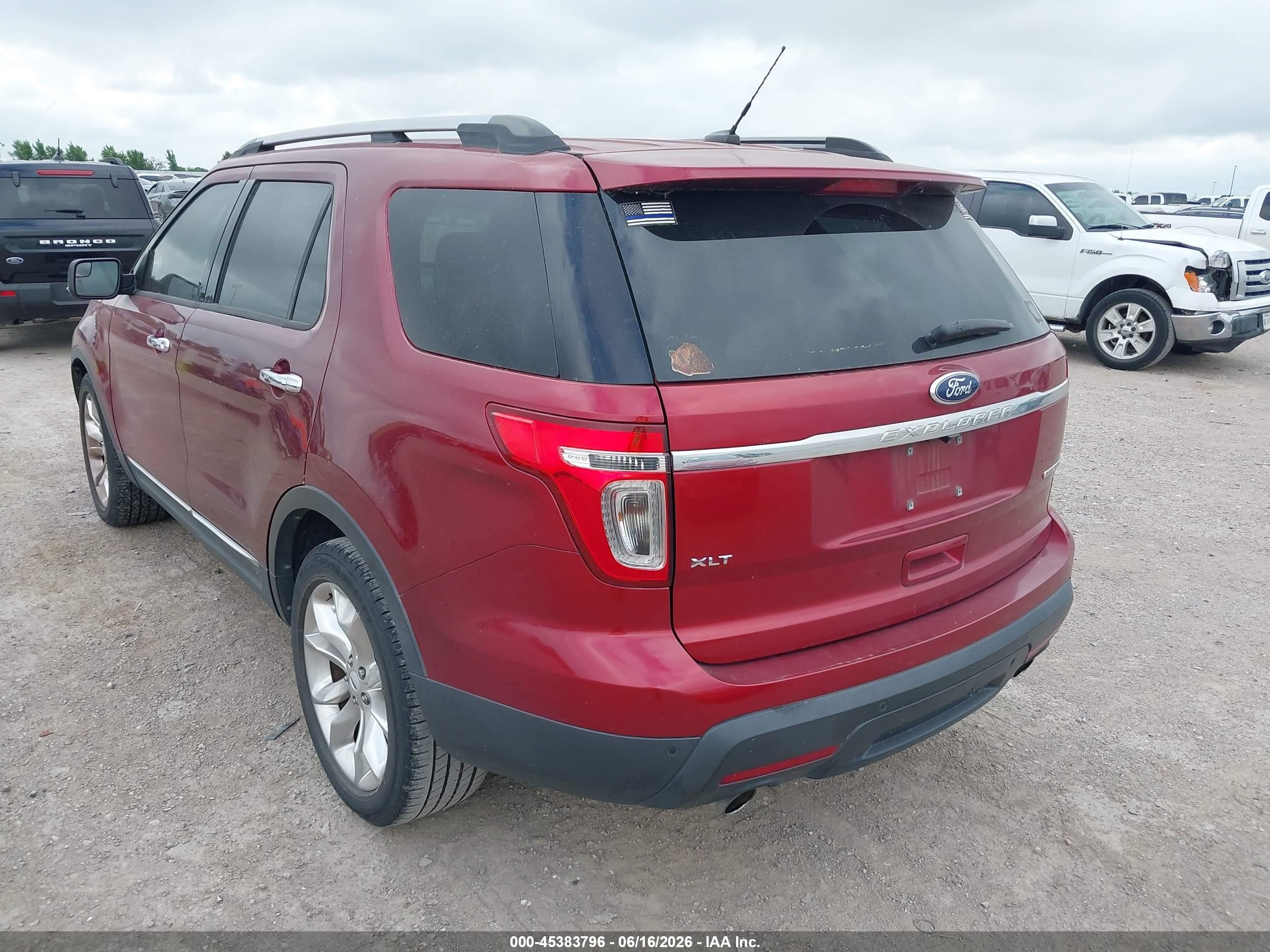 2013 Ford Explorer Xlt Red vin: 1FM5K7D85DGC90530