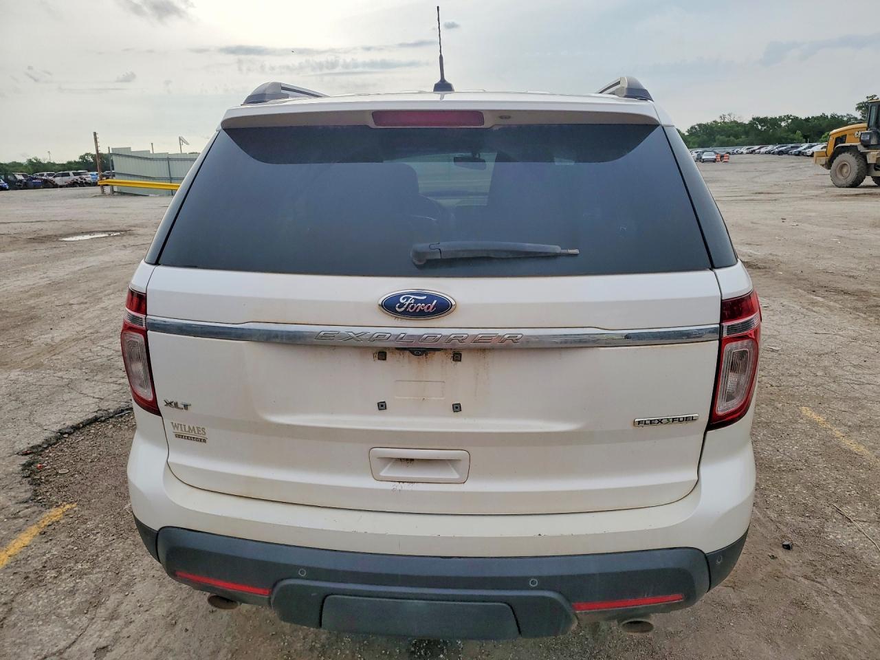 2014 Ford Explorer Xlt White vin: 1FM5K7D85EGA13085