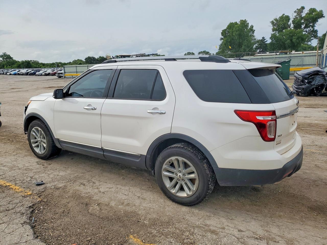 2014 Ford Explorer Xlt White vin: 1FM5K7D85EGA13085
