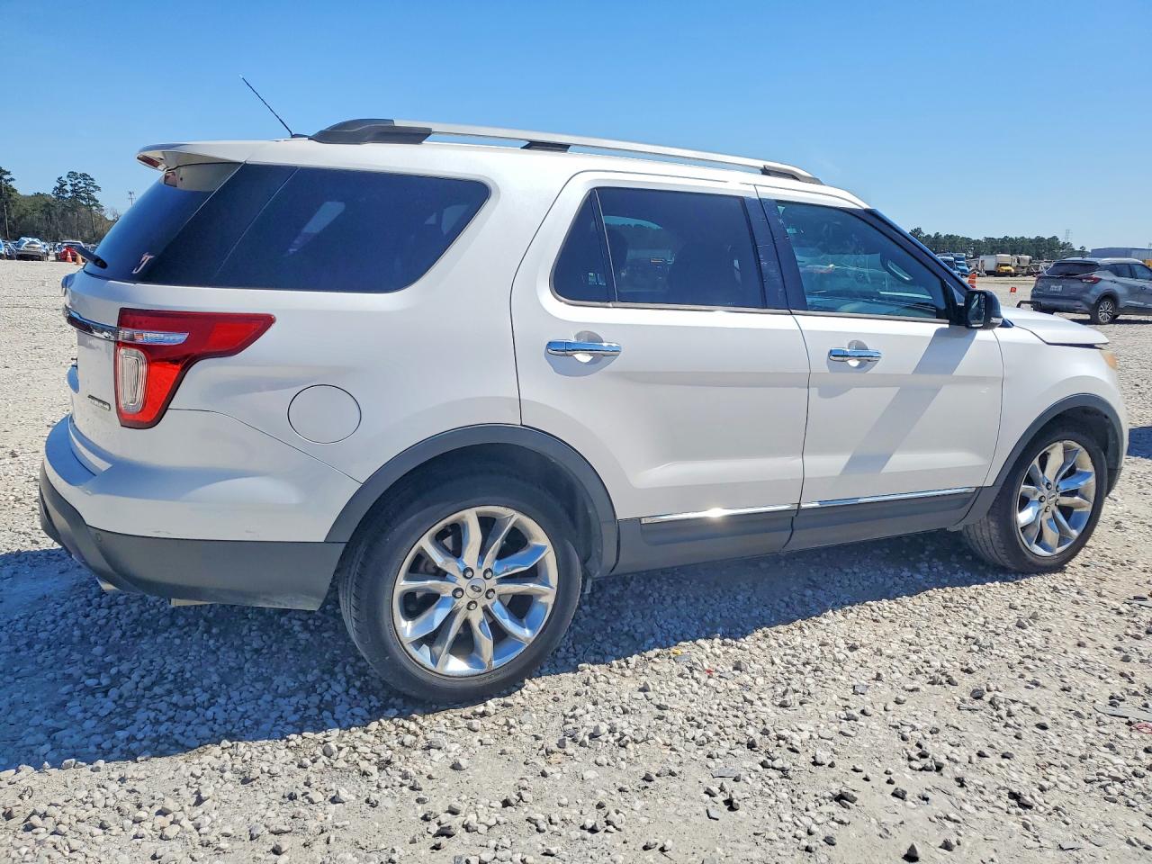 2014 Ford Explorer Xlt Белый vin: 1FM5K7D85EGA74792