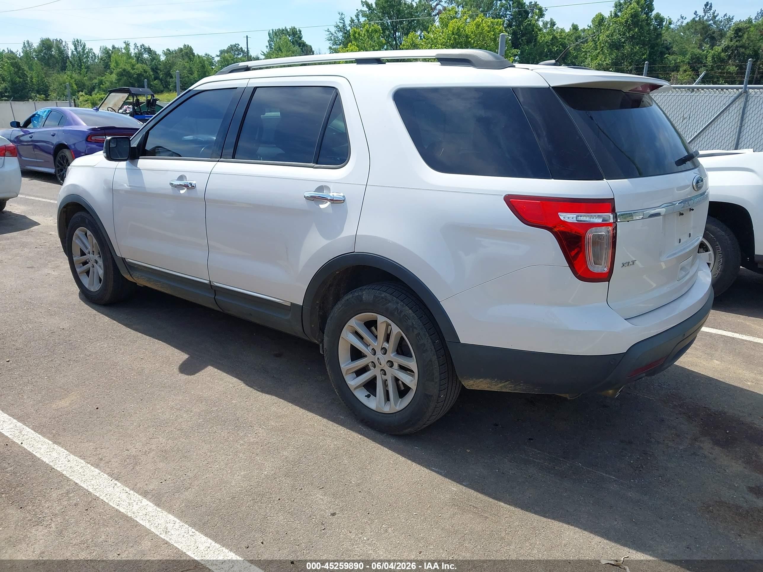 2014 Ford Explorer Xlt White vin: 1FM5K7D85EGC20575
