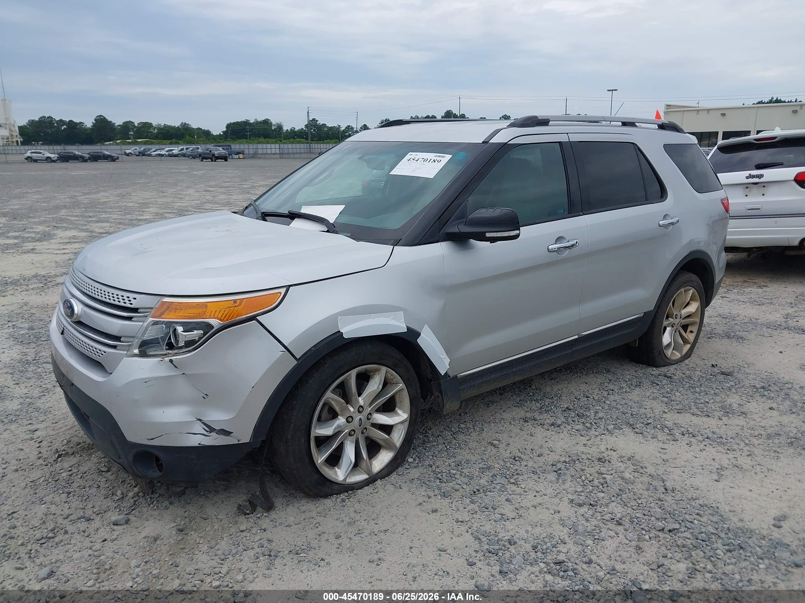 2014 Ford Explorer Xlt Серебряный vin: 1FM5K7D85EGC20625