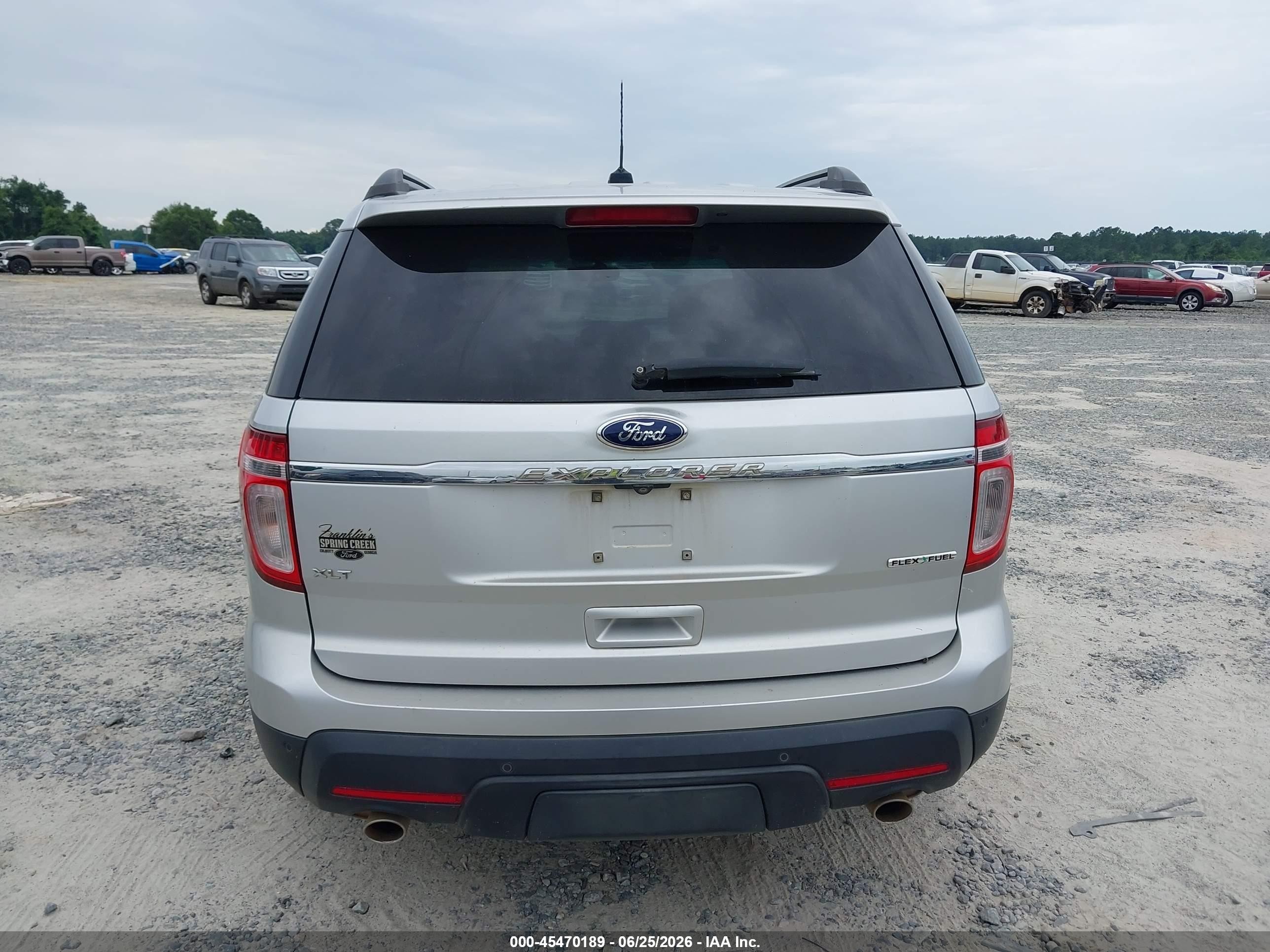 2014 Ford Explorer Xlt Серебряный vin: 1FM5K7D85EGC20625