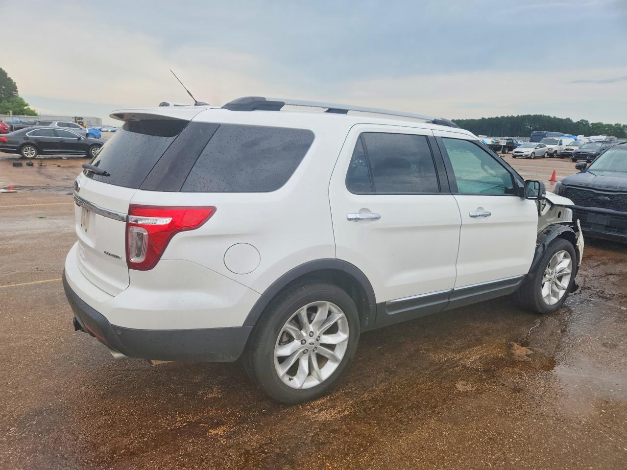 2014 Ford Explorer Xlt Белый vin: 1FM5K7D85EGC47338