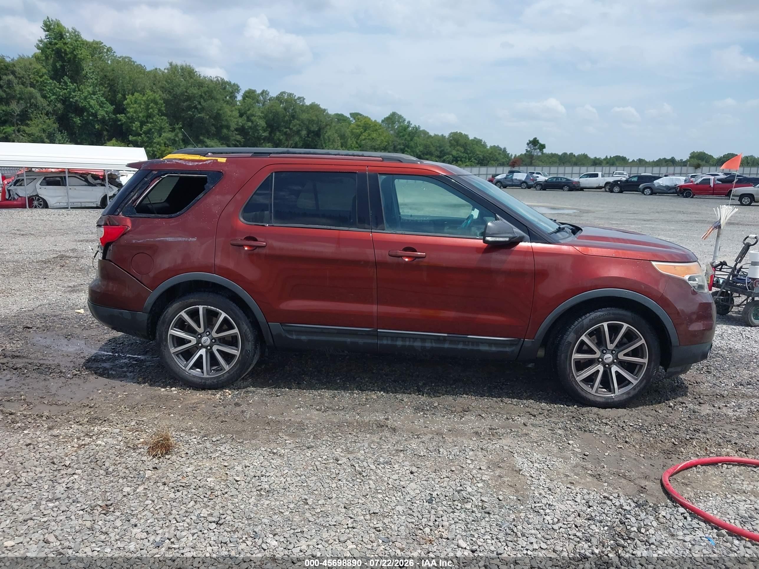 2015 Ford Explorer Xlt Коричневый vin: 1FM5K7D85FGA51692