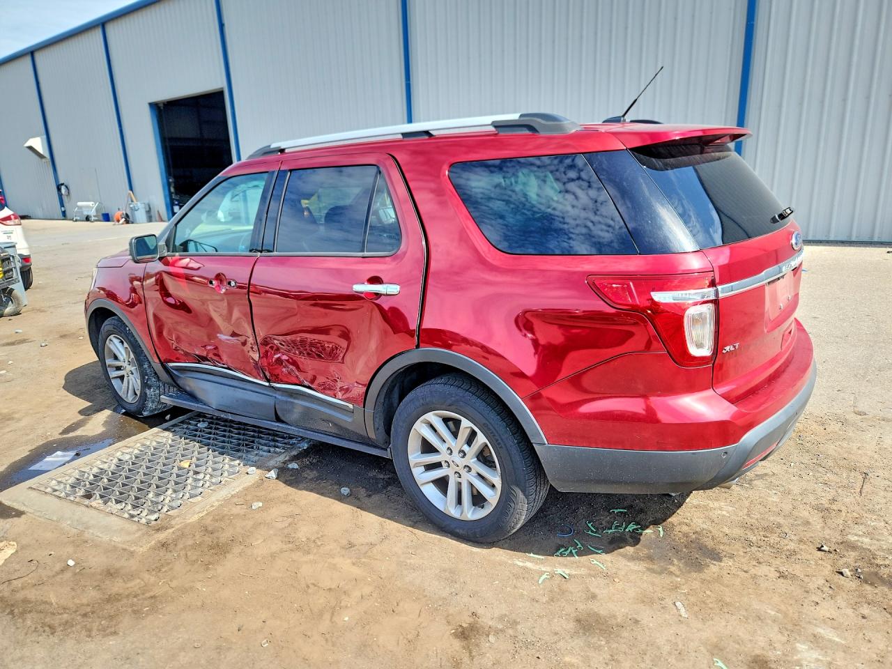2015 Ford Explorer Xlt Красный vin: 1FM5K7D85FGA74972