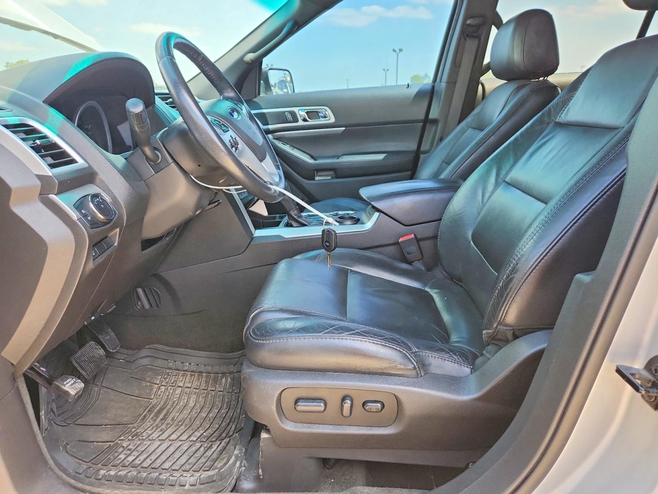 2015 Ford Explorer Xlt Silver vin: 1FM5K7D85FGB16377