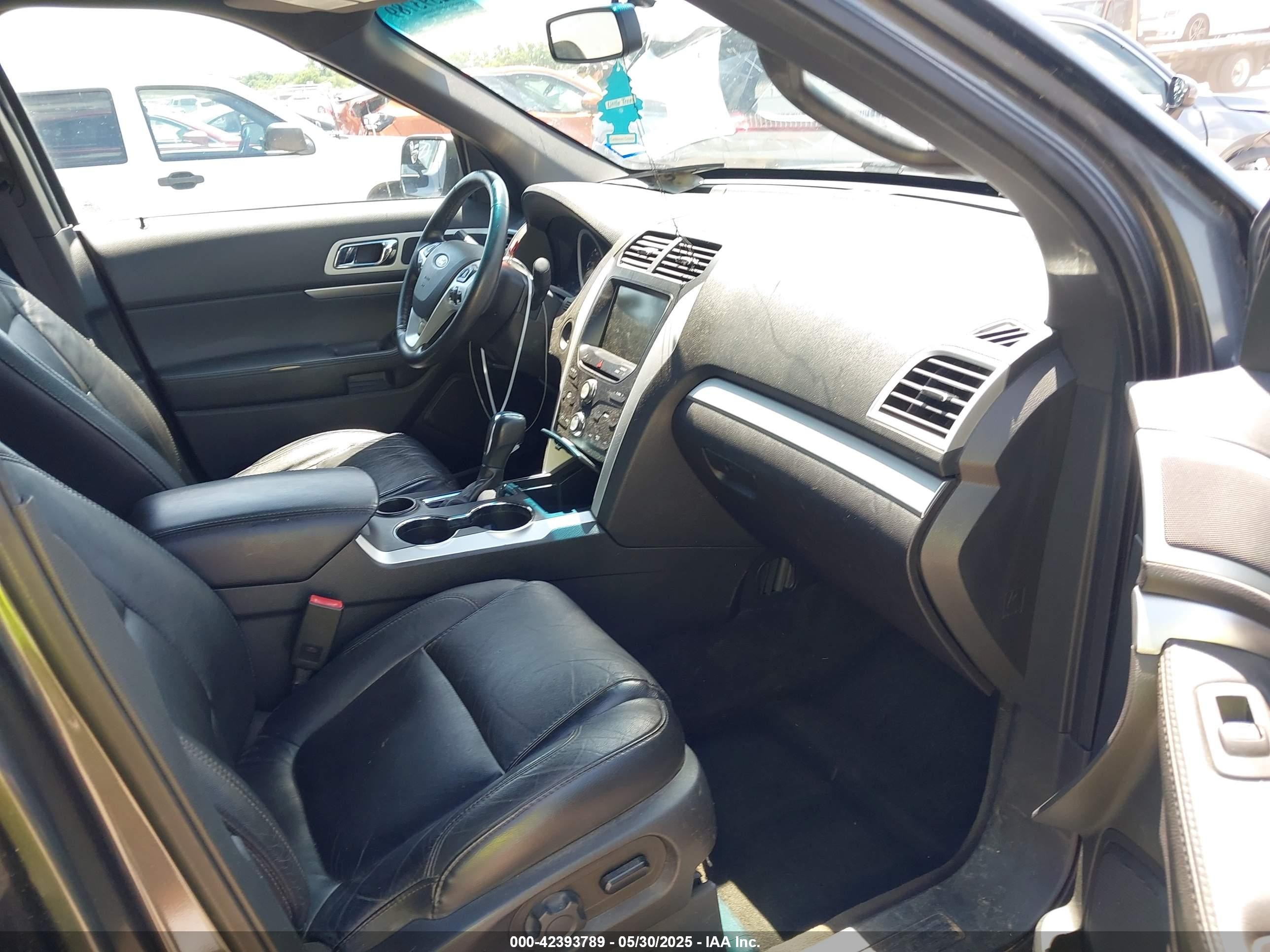 2015 Ford Explorer Xlt Серый vin: 1FM5K7D85FGC35319