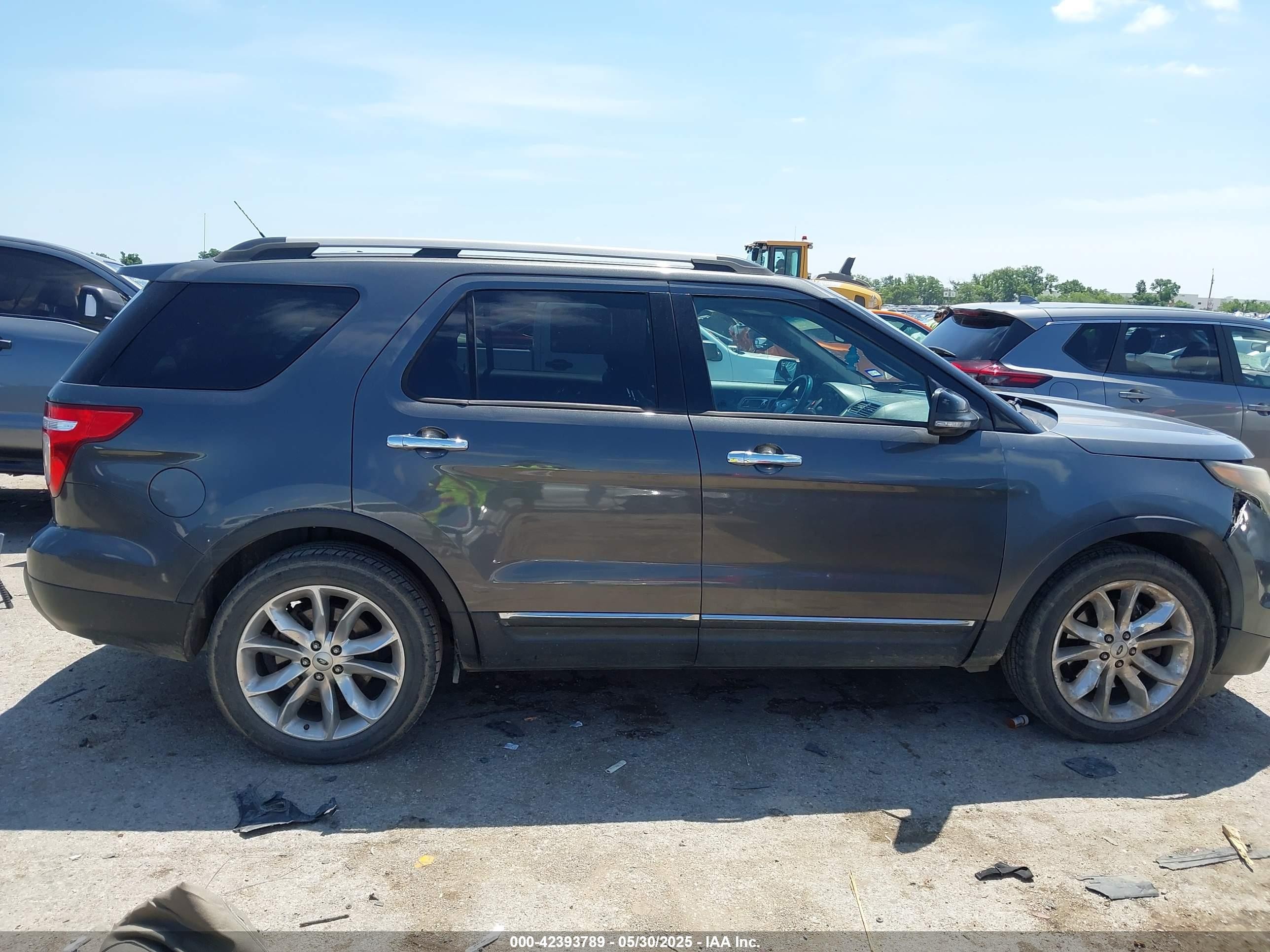2015 Ford Explorer Xlt Серый vin: 1FM5K7D85FGC35319