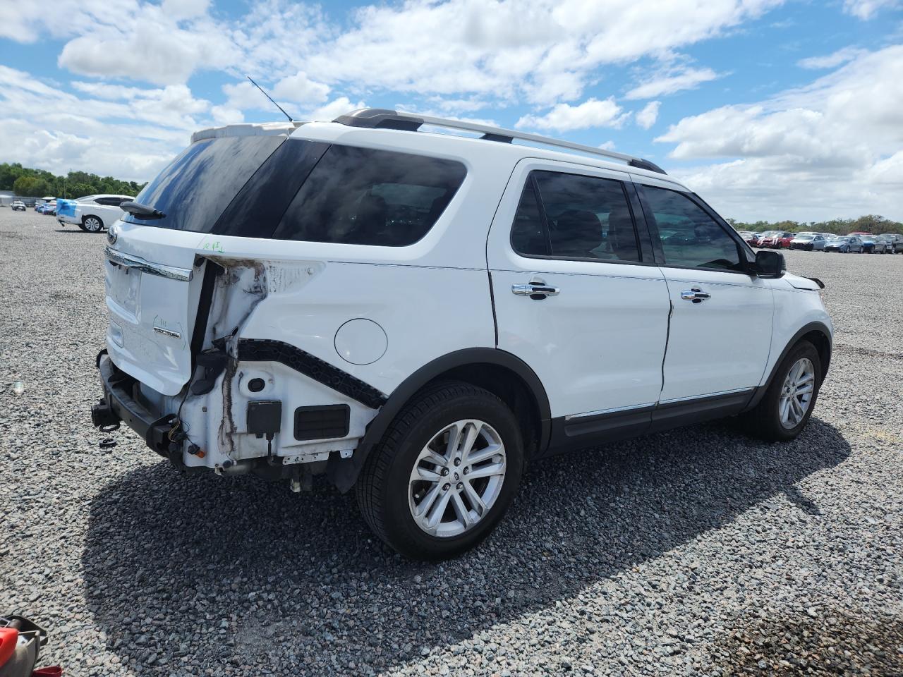 2015 Ford Explorer Xlt White vin: 1FM5K7D85FGC58387