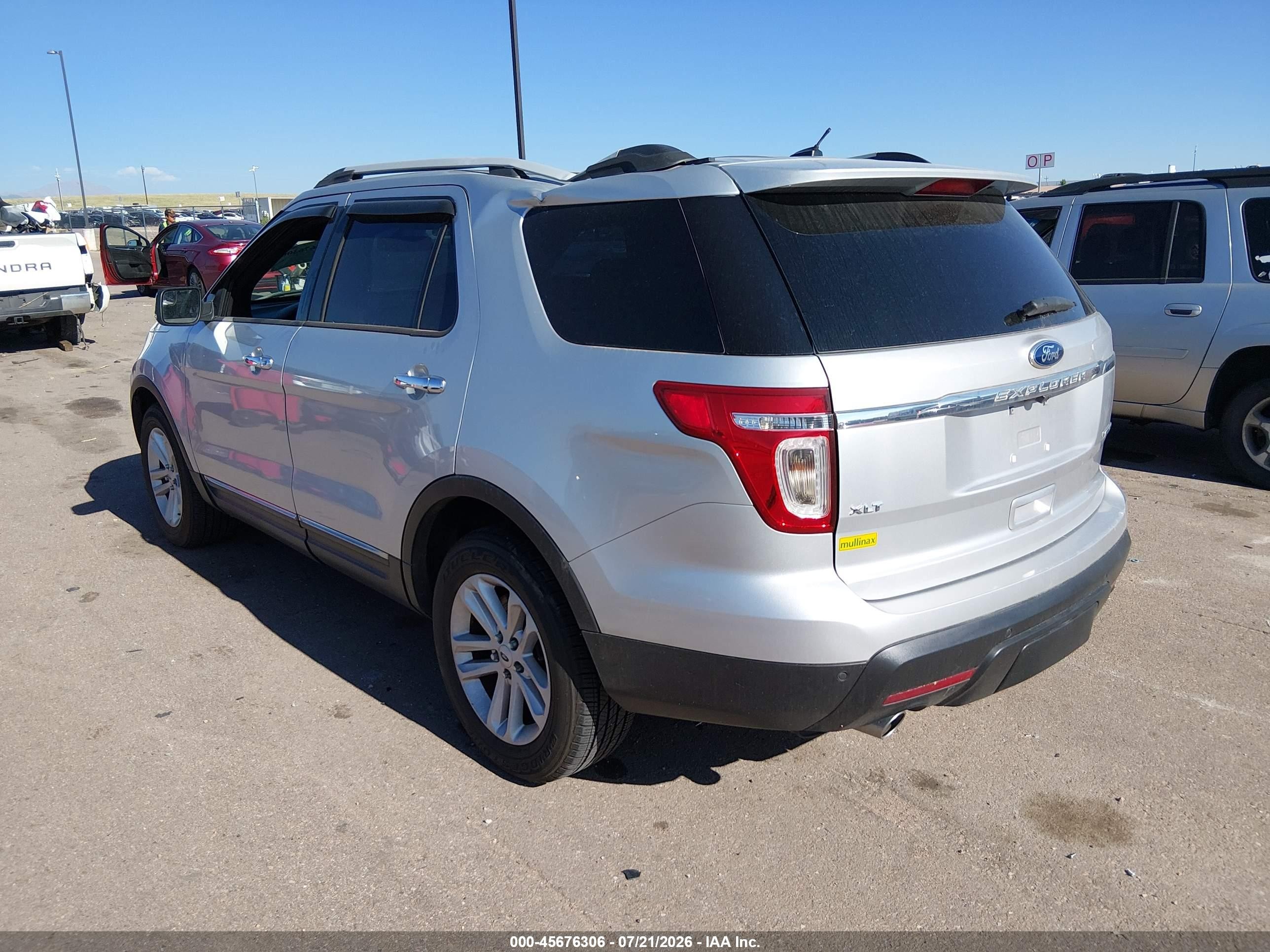 2015 Ford Explorer Xlt Серый vin: 1FM5K7D85FGC60074