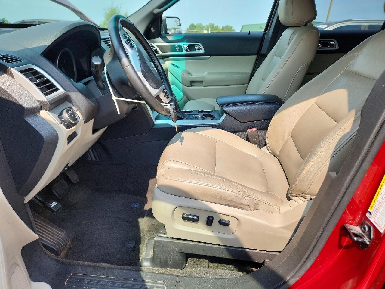2013 Ford Explorer Xlt Red vin: 1FM5K7D86DGA16429