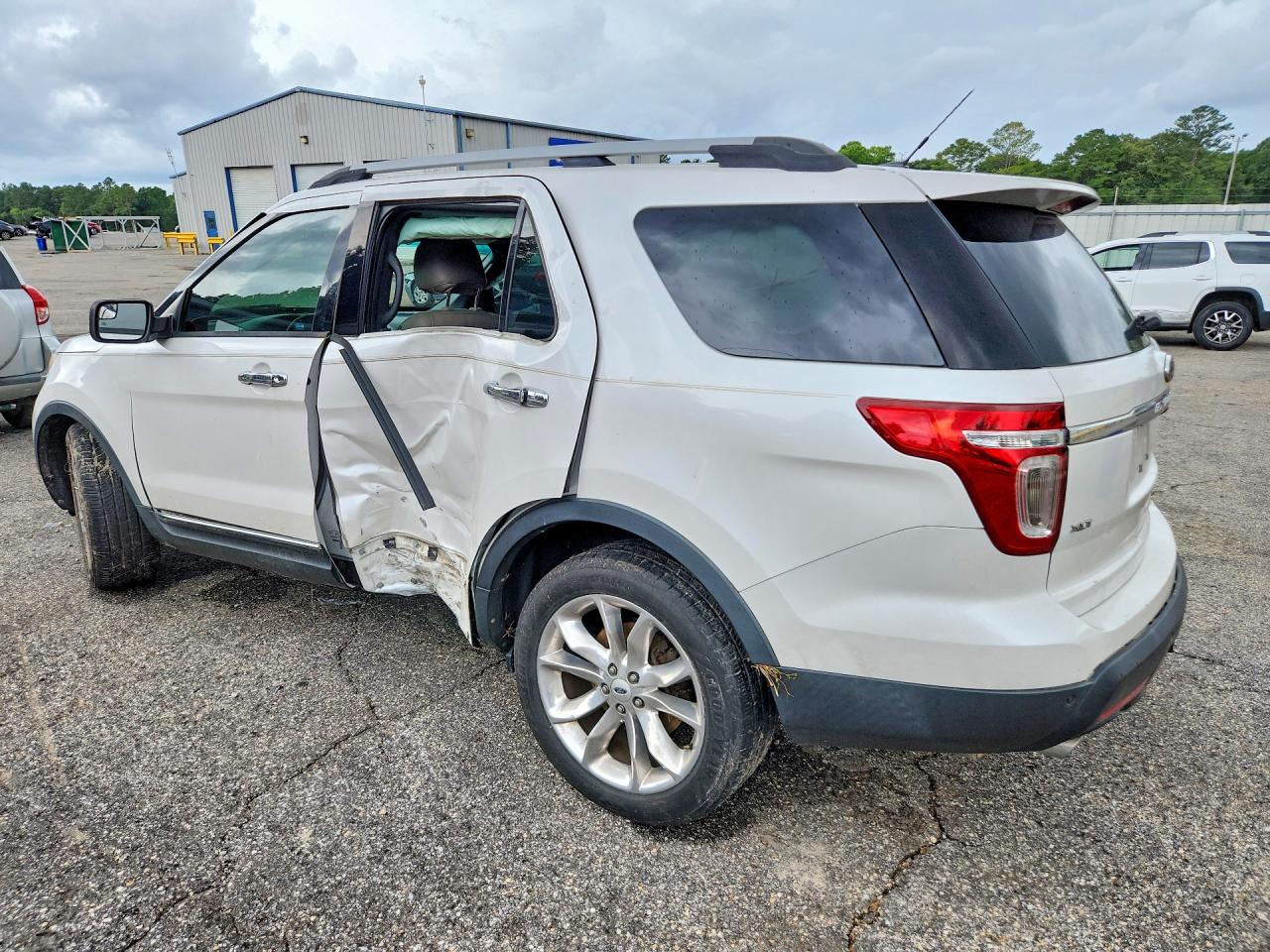2013 Ford Explorer Xlt Белый vin: 1FM5K7D86DGA98582