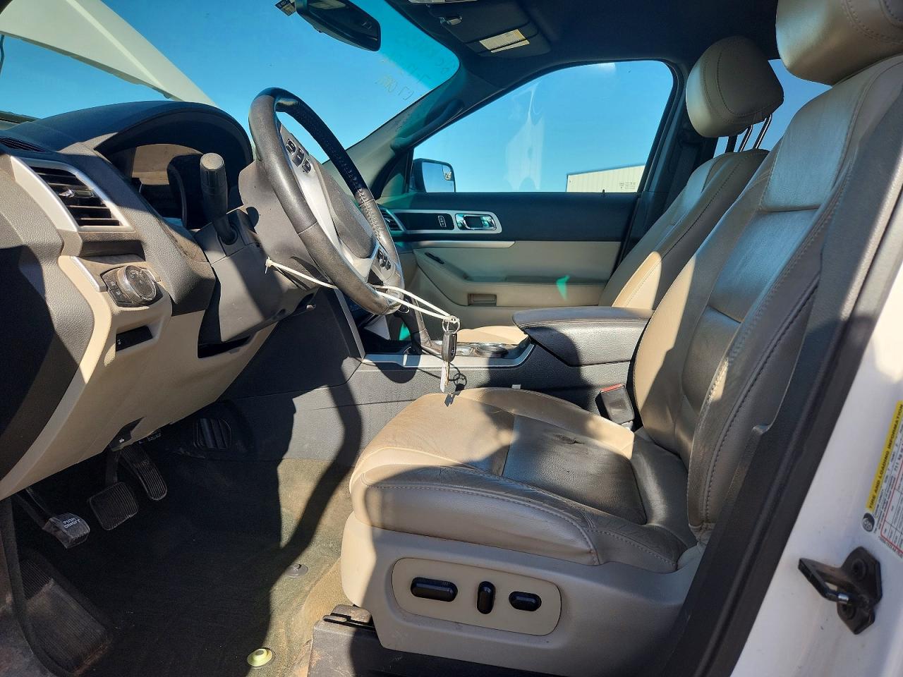 2013 Ford Explorer Xlt White vin: 1FM5K7D86DGC05565