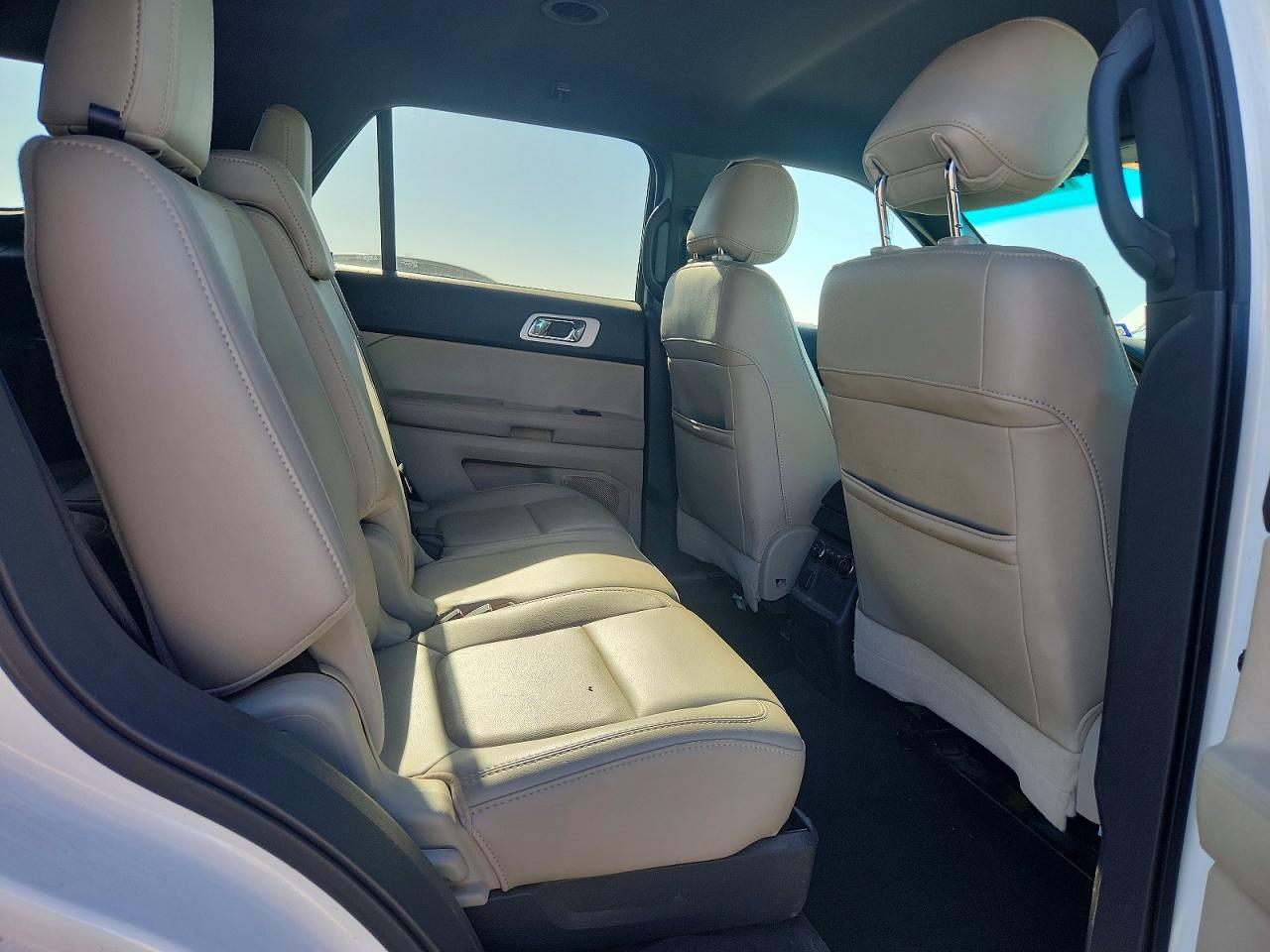 2013 Ford Explorer Xlt White vin: 1FM5K7D86DGC05565