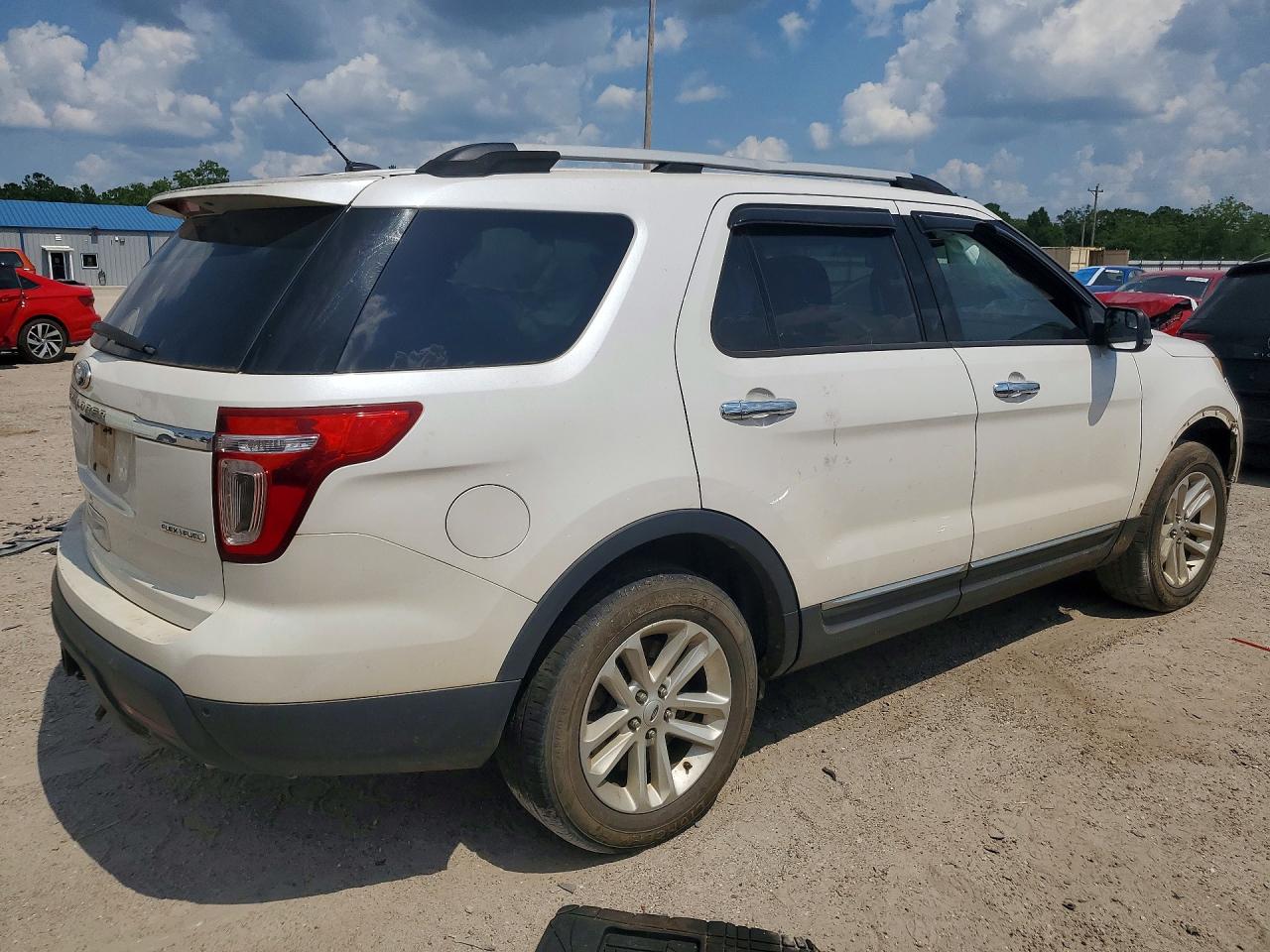 2013 Ford Explorer Xlt White vin: 1FM5K7D86DGC33043