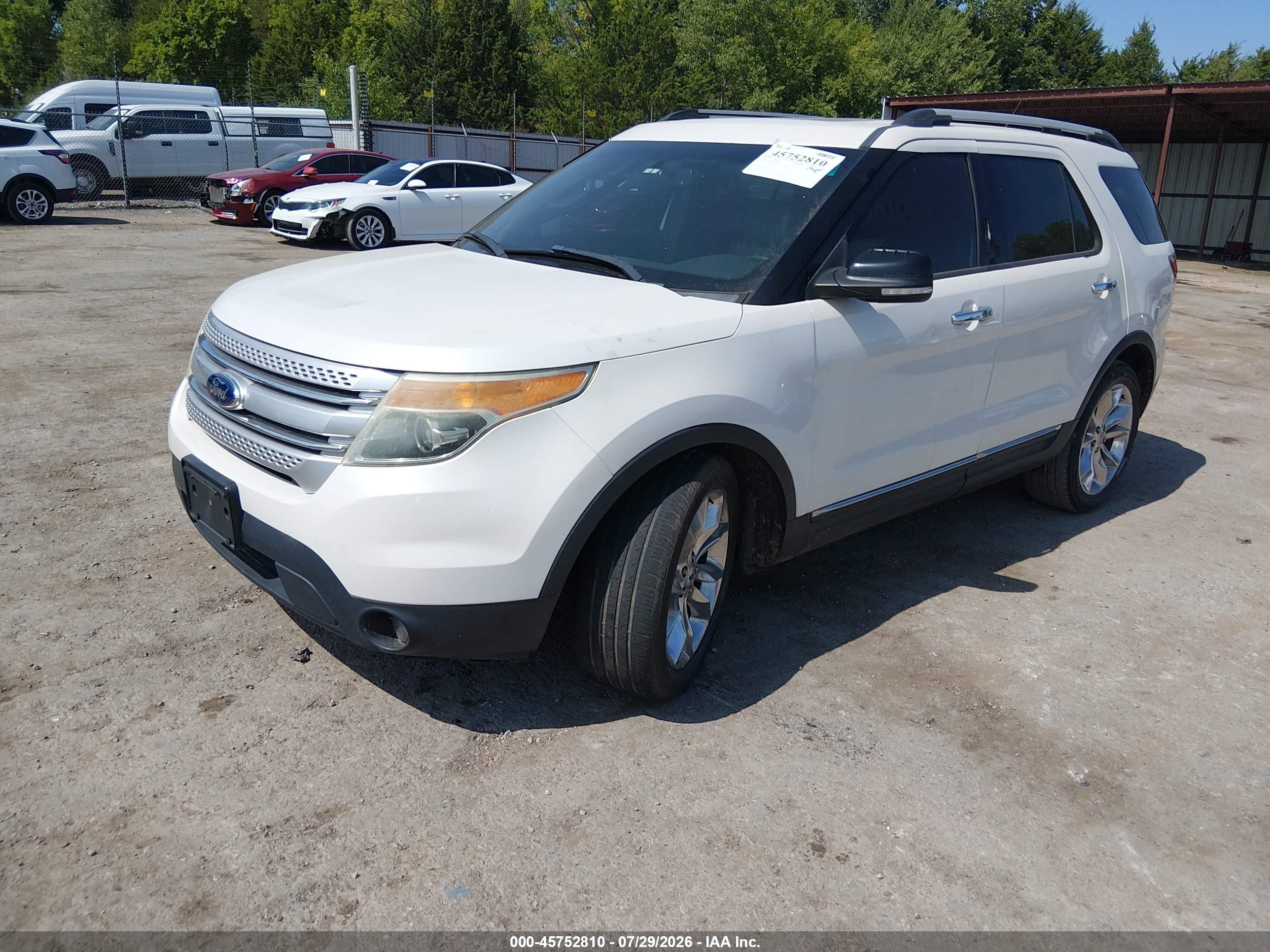 2013 Ford Explorer Xlt White vin: 1FM5K7D86DGC48531