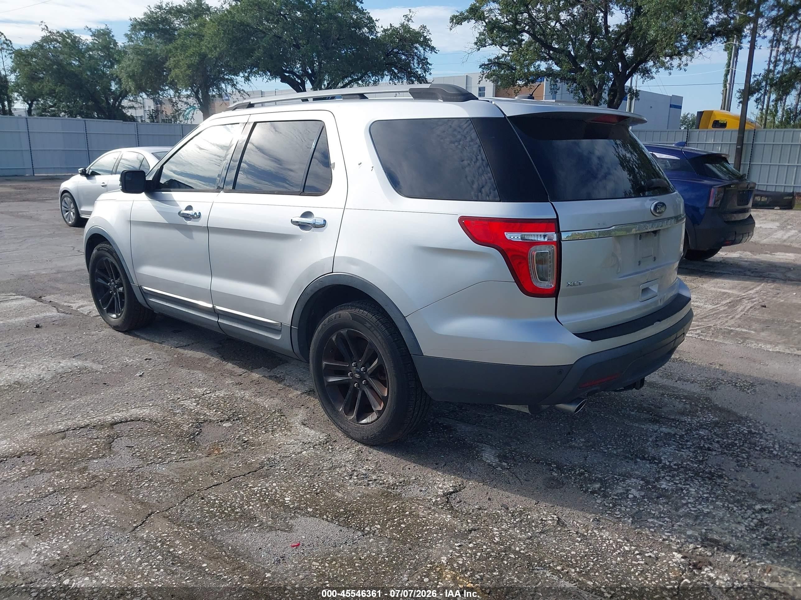 2013 Ford Explorer Xlt Silver vin: 1FM5K7D86DGC77804