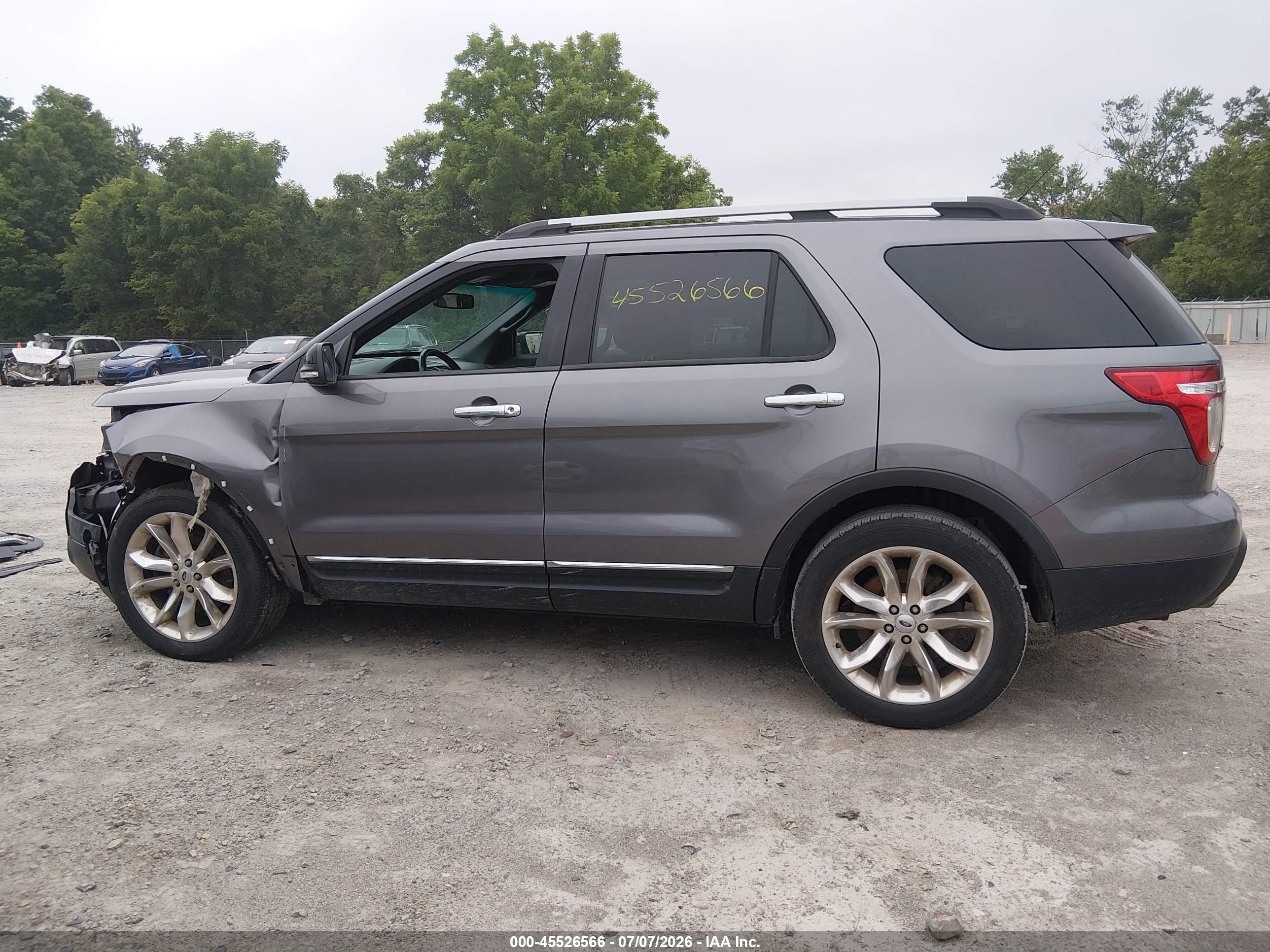 2014 Ford Explorer Xlt Серый vin: 1FM5K7D86EGA31790