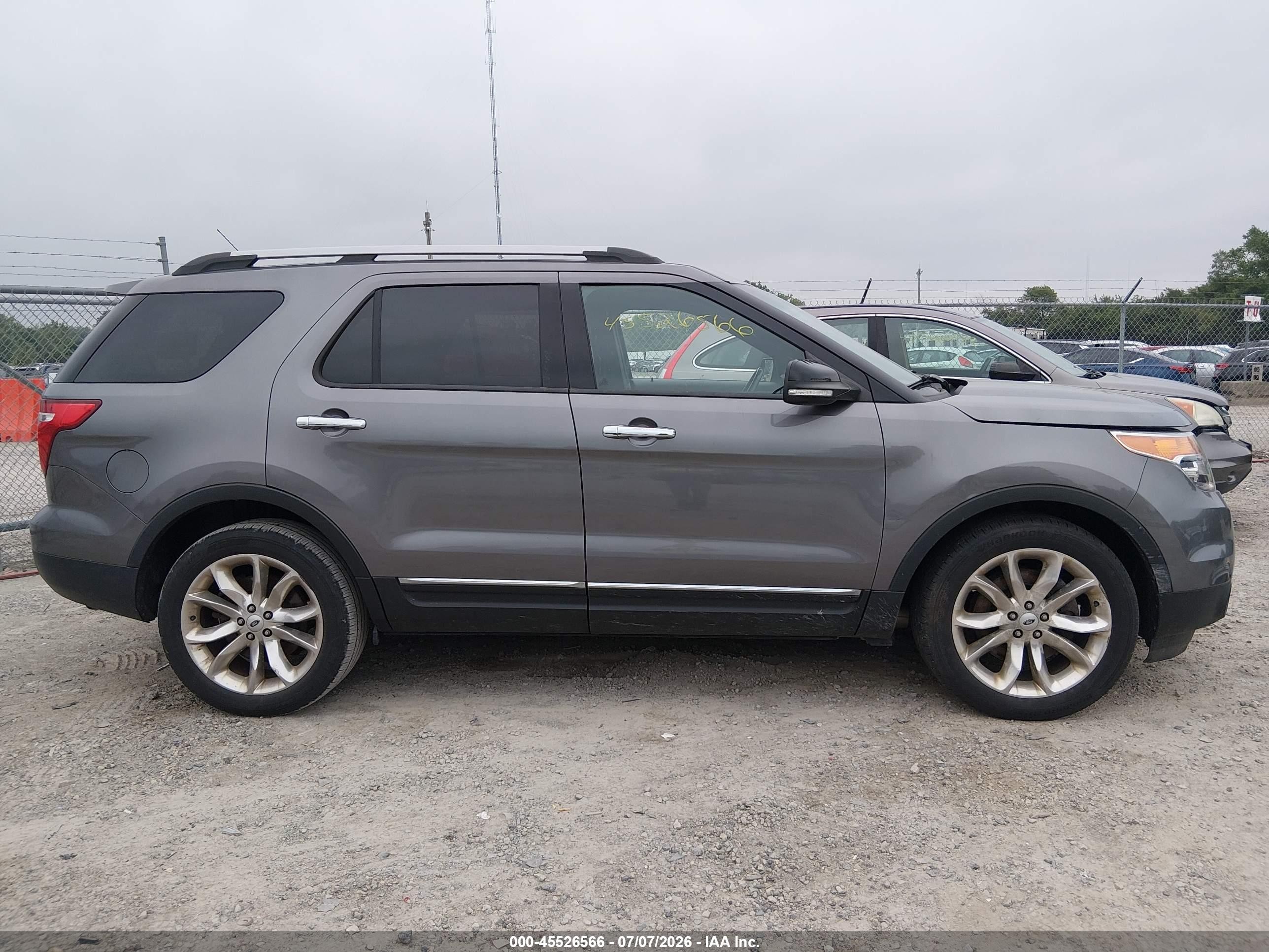 2014 Ford Explorer Xlt Серый vin: 1FM5K7D86EGA31790