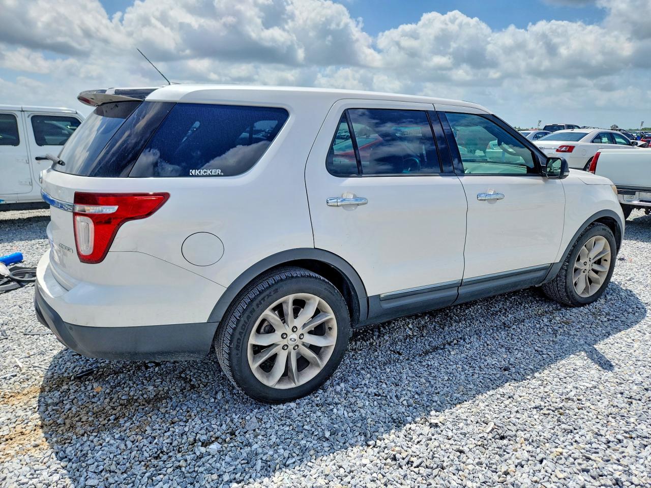 2014 Ford Explorer Xlt White vin: 1FM5K7D86EGA52851