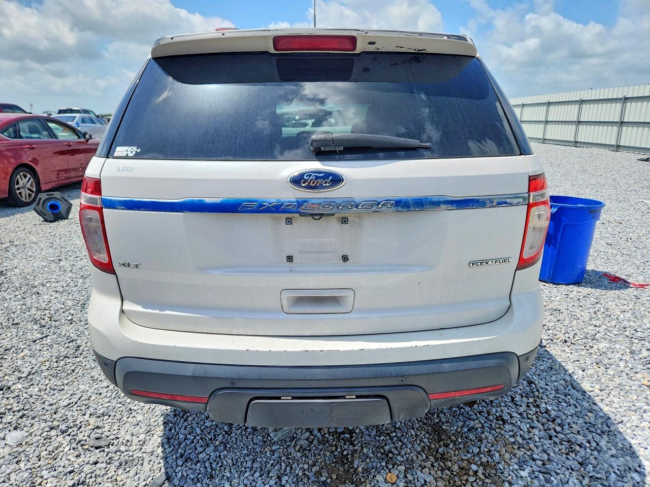 2014 Ford Explorer Xlt White vin: 1FM5K7D86EGA52851