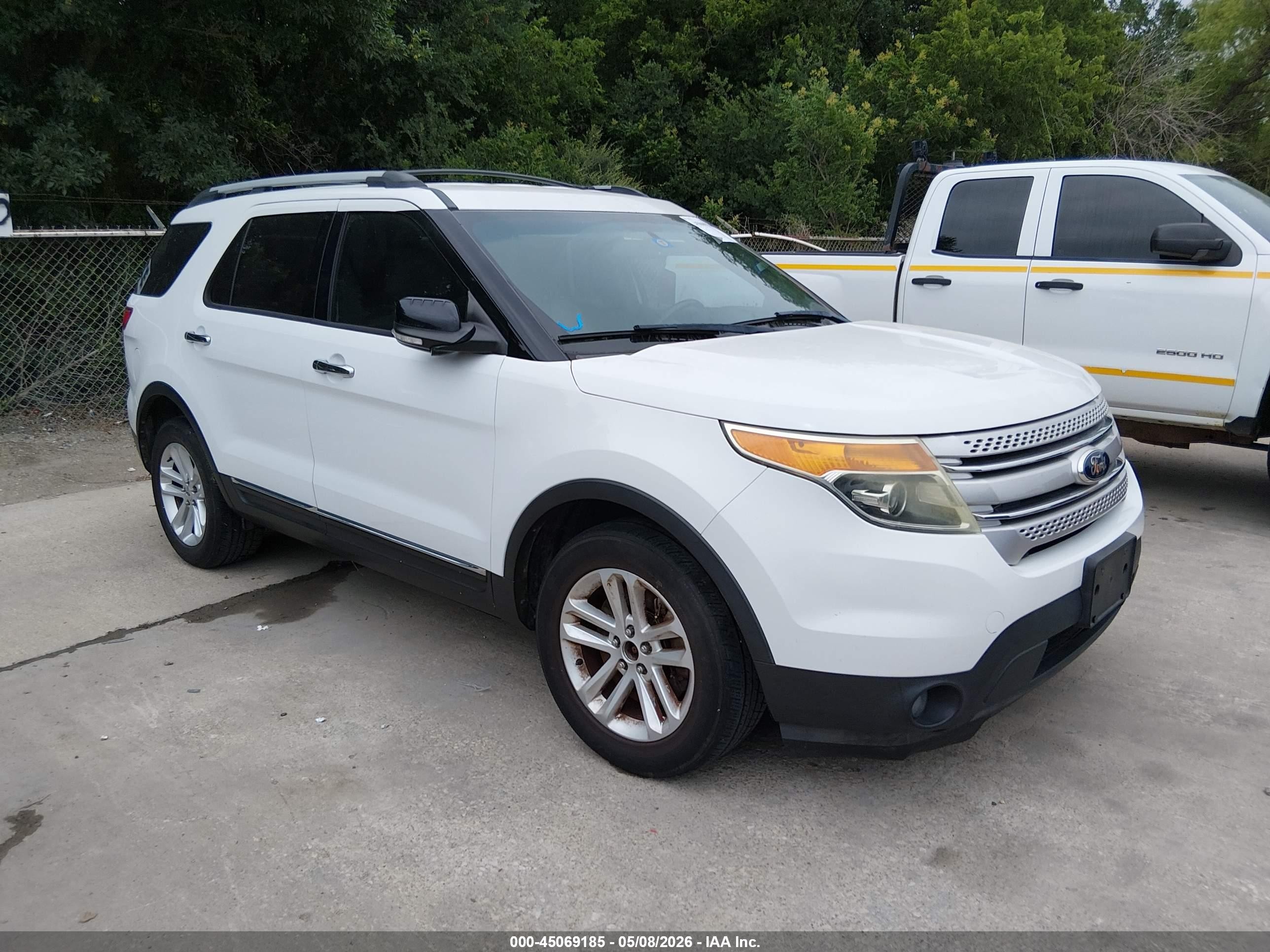 2014 Ford Explorer Xlt Белый vin: 1FM5K7D86EGC47168
