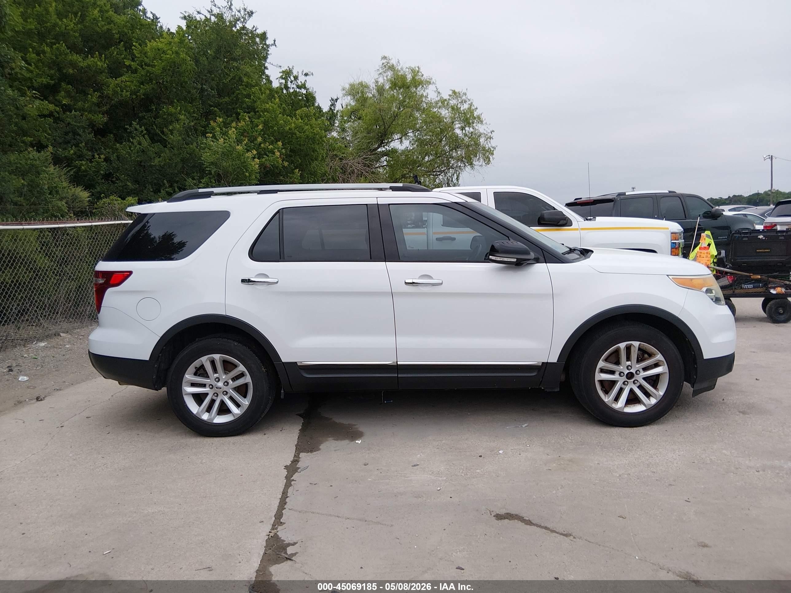 2014 Ford Explorer Xlt White vin: 1FM5K7D86EGC47168