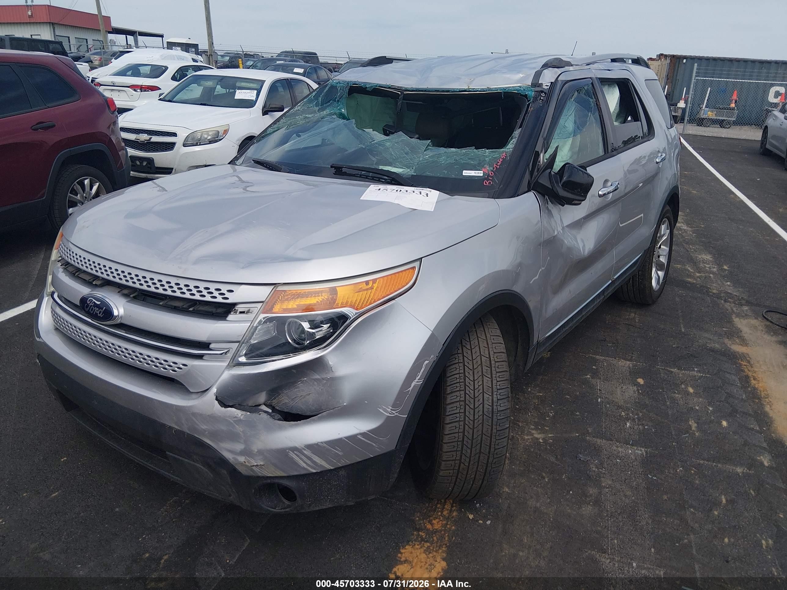 2015 Ford Explorer Xlt Silver vin: 1FM5K7D86FGA12268