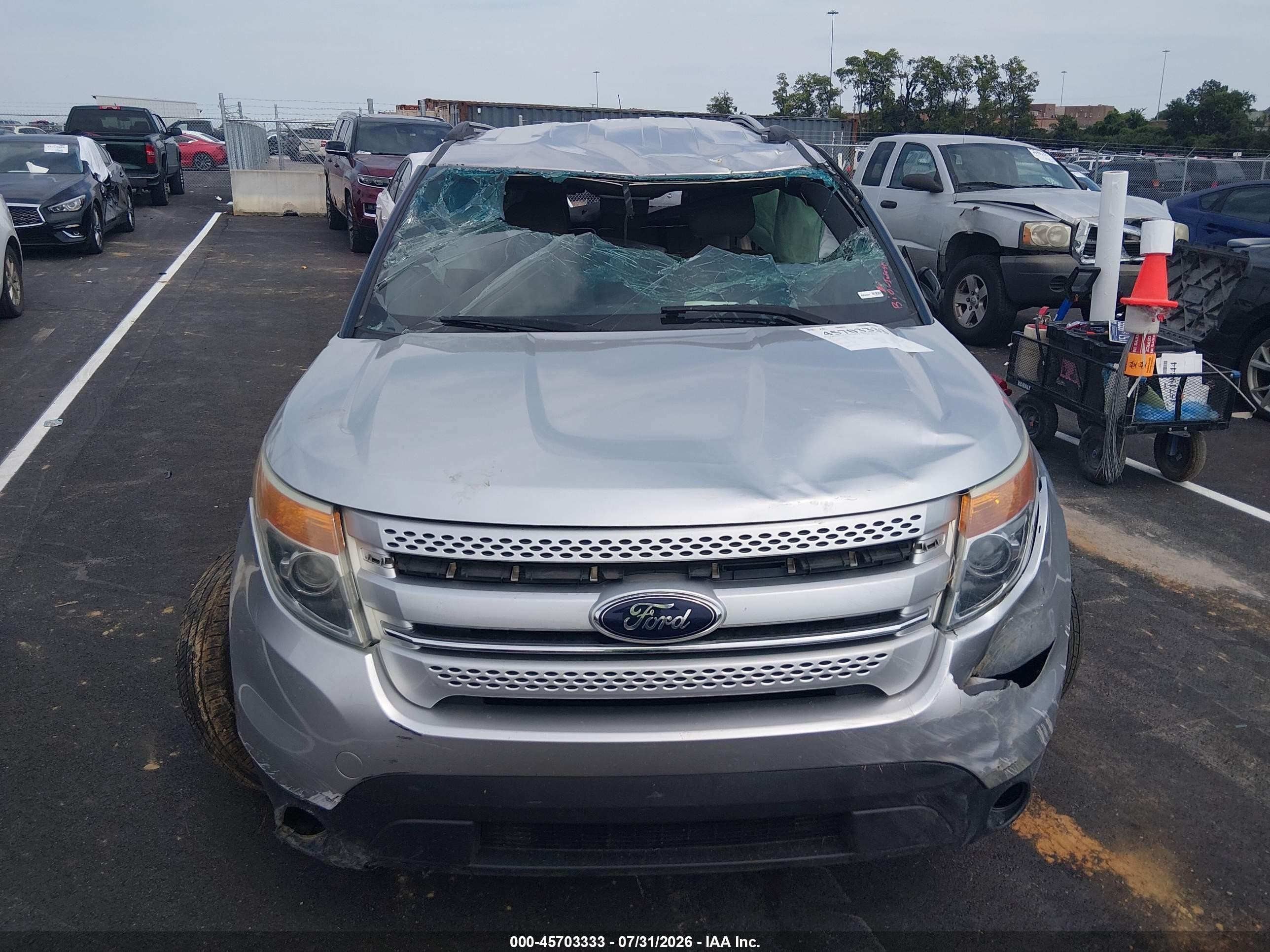 2015 Ford Explorer Xlt Silver vin: 1FM5K7D86FGA12268