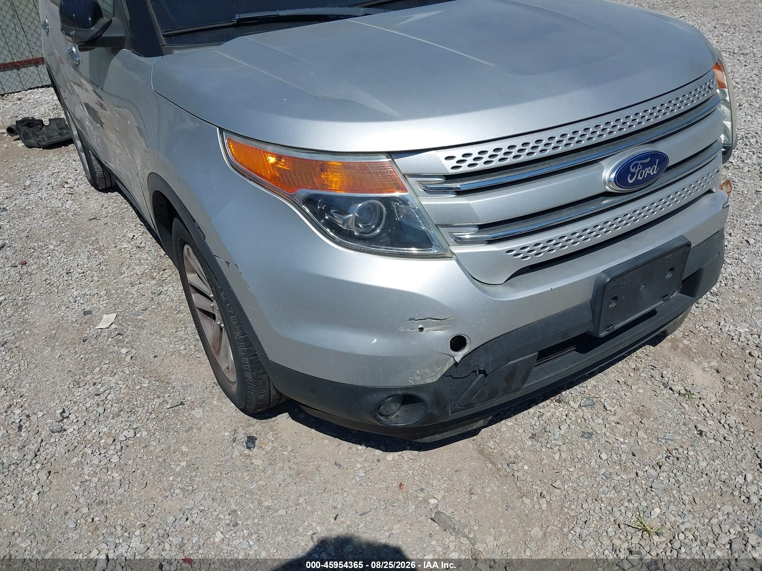 2015 Ford Explorer Xlt Серебряный vin: 1FM5K7D86FGB09681