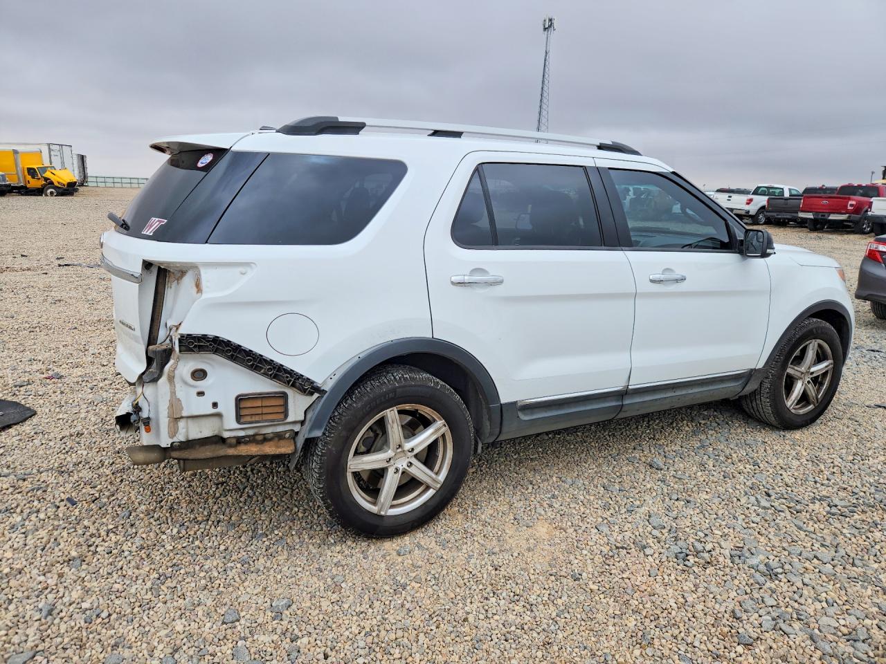 2015 Ford Explorer Xlt Белый vin: 1FM5K7D86FGC15483