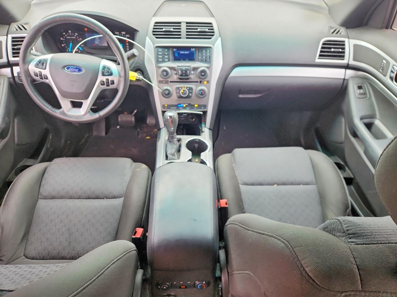 2015 Ford Explorer Xlt Белый vin: 1FM5K7D86FGC15483