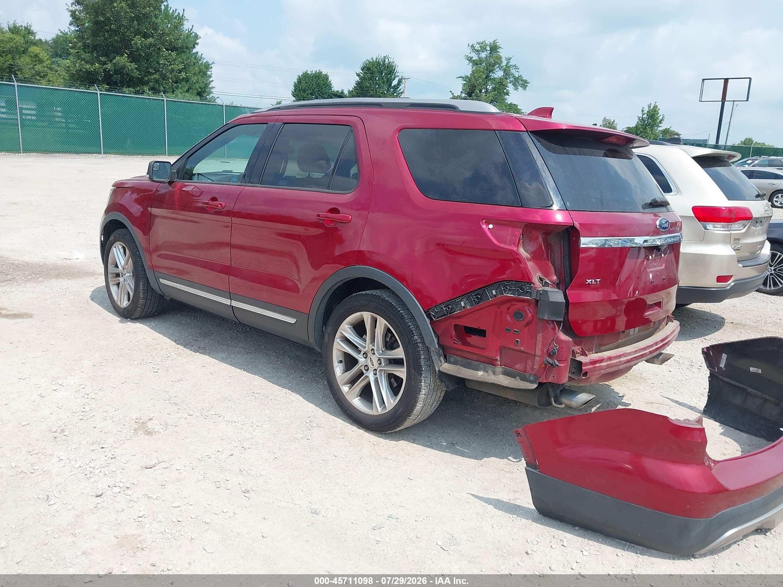 2017 Ford Explorer Xlt Red vin: 1FM5K7D86HGA40719