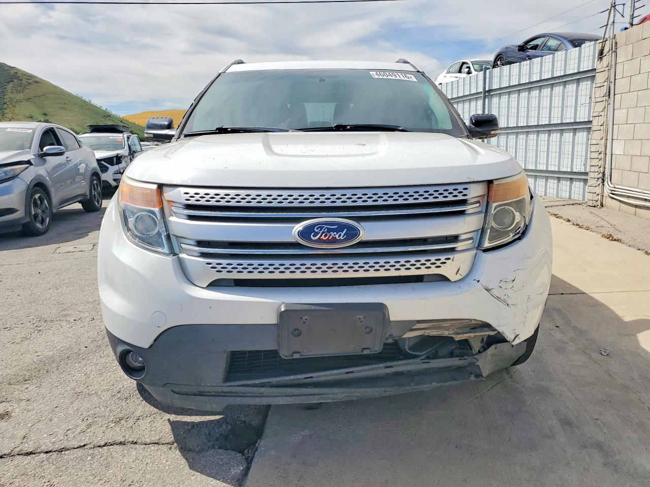 2013 Ford Explorer Xlt White vin: 1FM5K7D87DGA84237