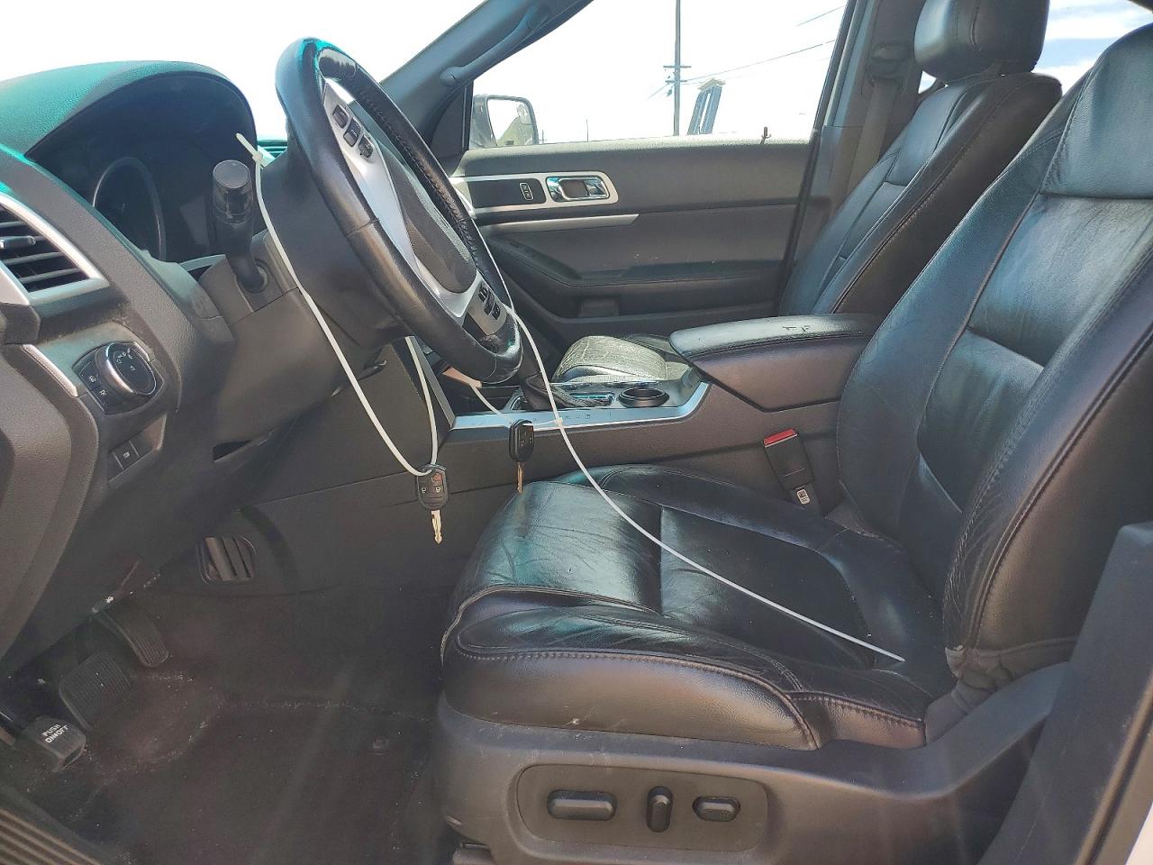 2013 Ford Explorer Xlt White vin: 1FM5K7D87DGA84237