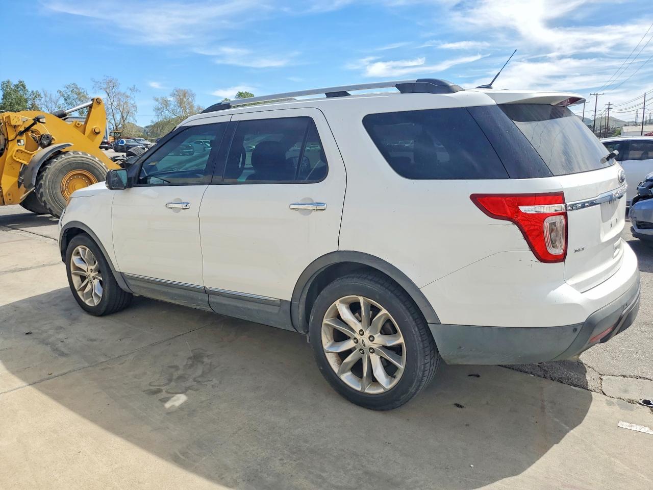 2013 Ford Explorer Xlt White vin: 1FM5K7D87DGA84237