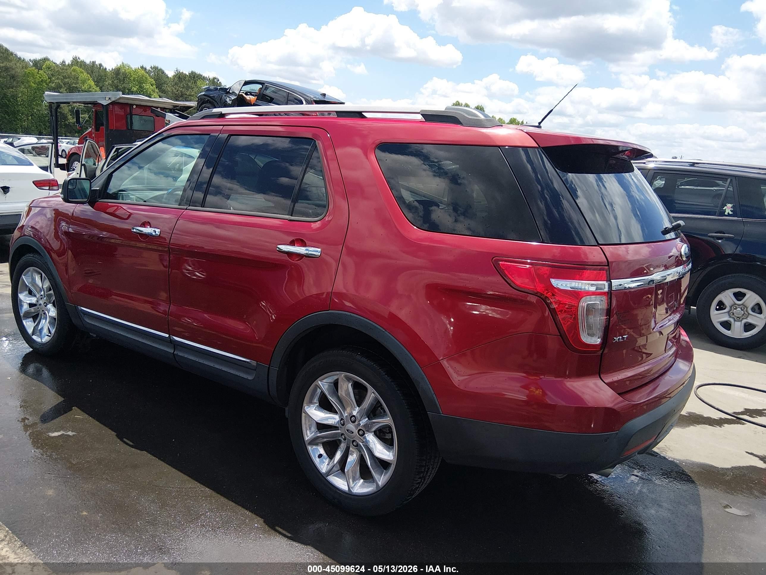 2013 Ford Explorer Xlt Red vin: 1FM5K7D87DGB97007