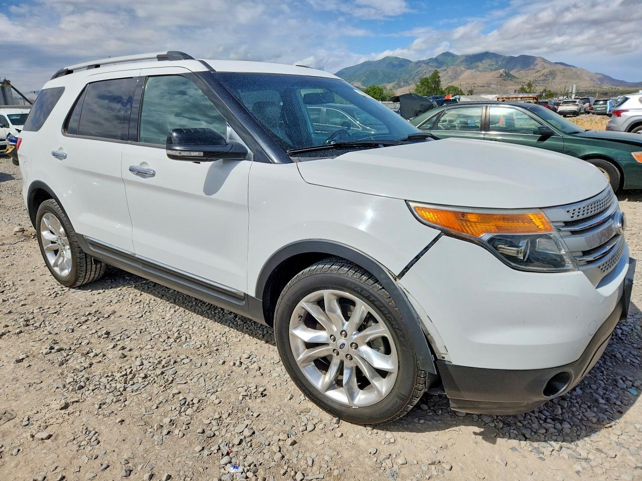 2013 Ford Explorer Xlt White vin: 1FM5K7D87DGC70750
